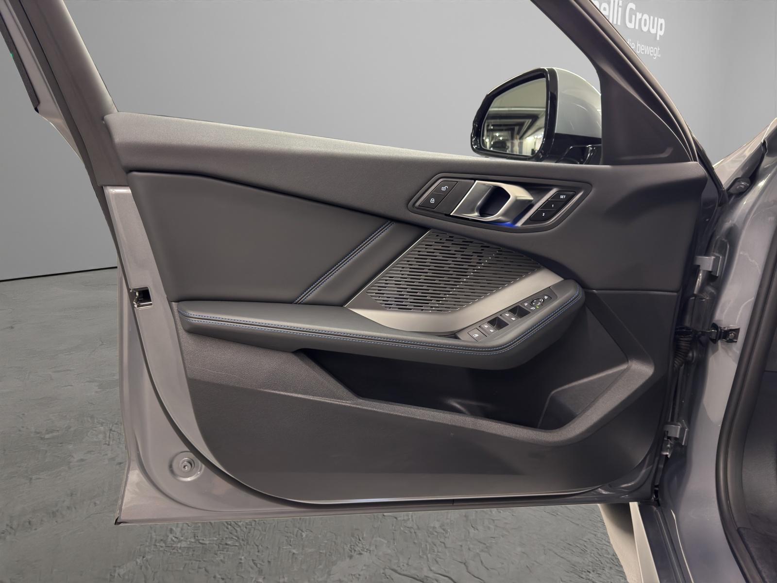 BMW 123 xDrive-image-11
