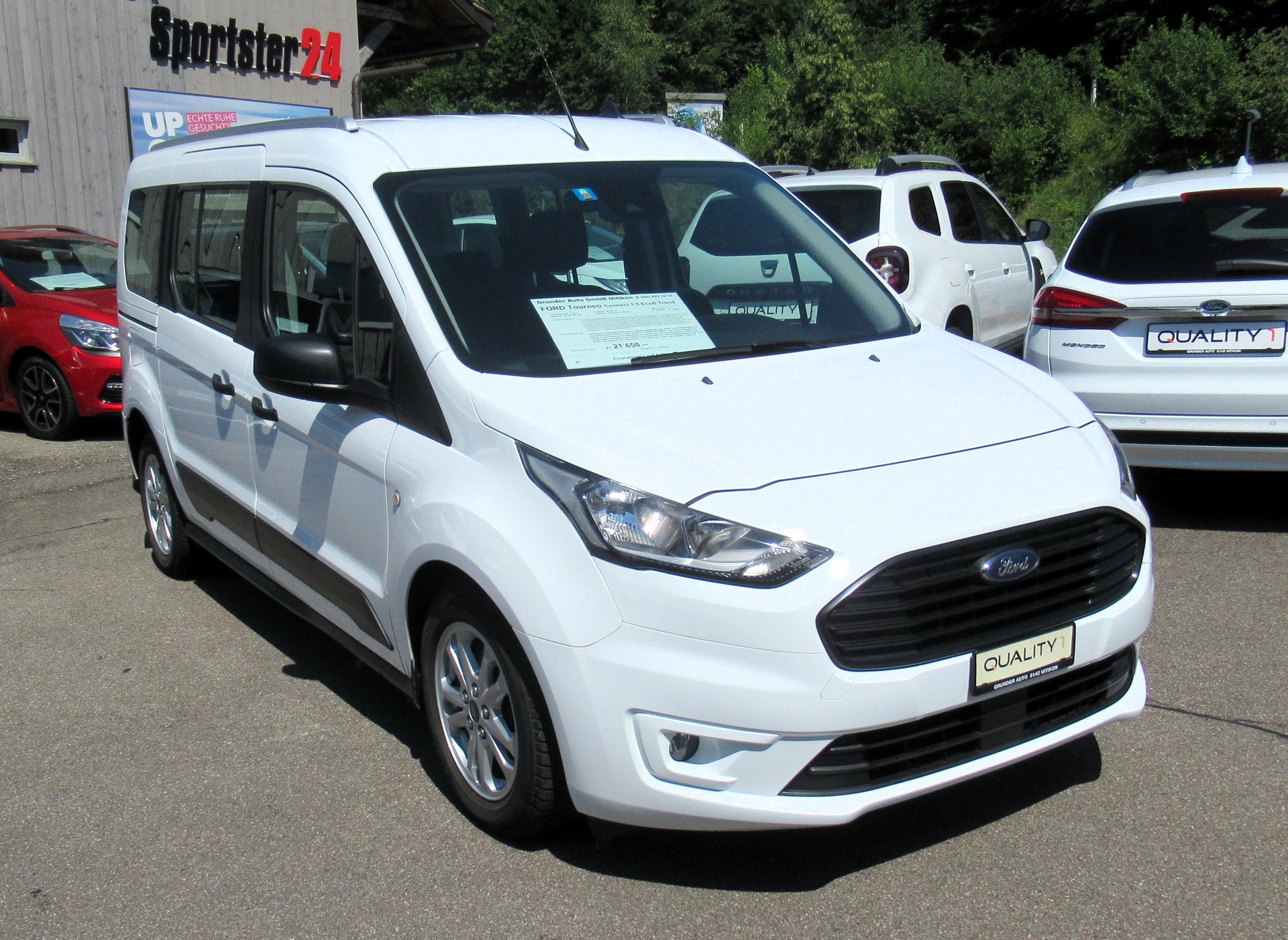 FORD Grand Tourneo Connect 1.5 EcoBlue Trend Automat-image-0
