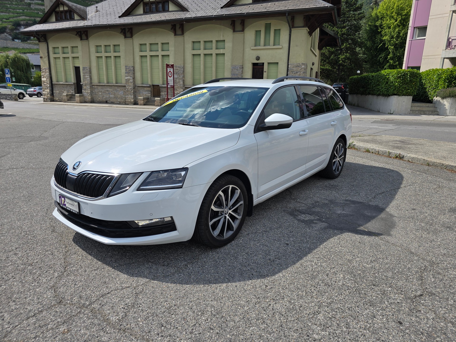 SKODA Octavia Combi 2.0 TSI Soleil 4x4 DSG-image-1
