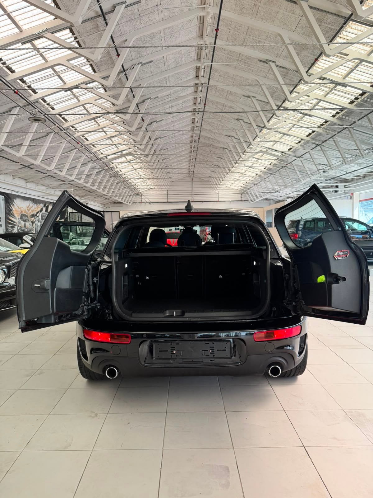 MINI Clubman Cooper S ALL4 Steptronic-image-7