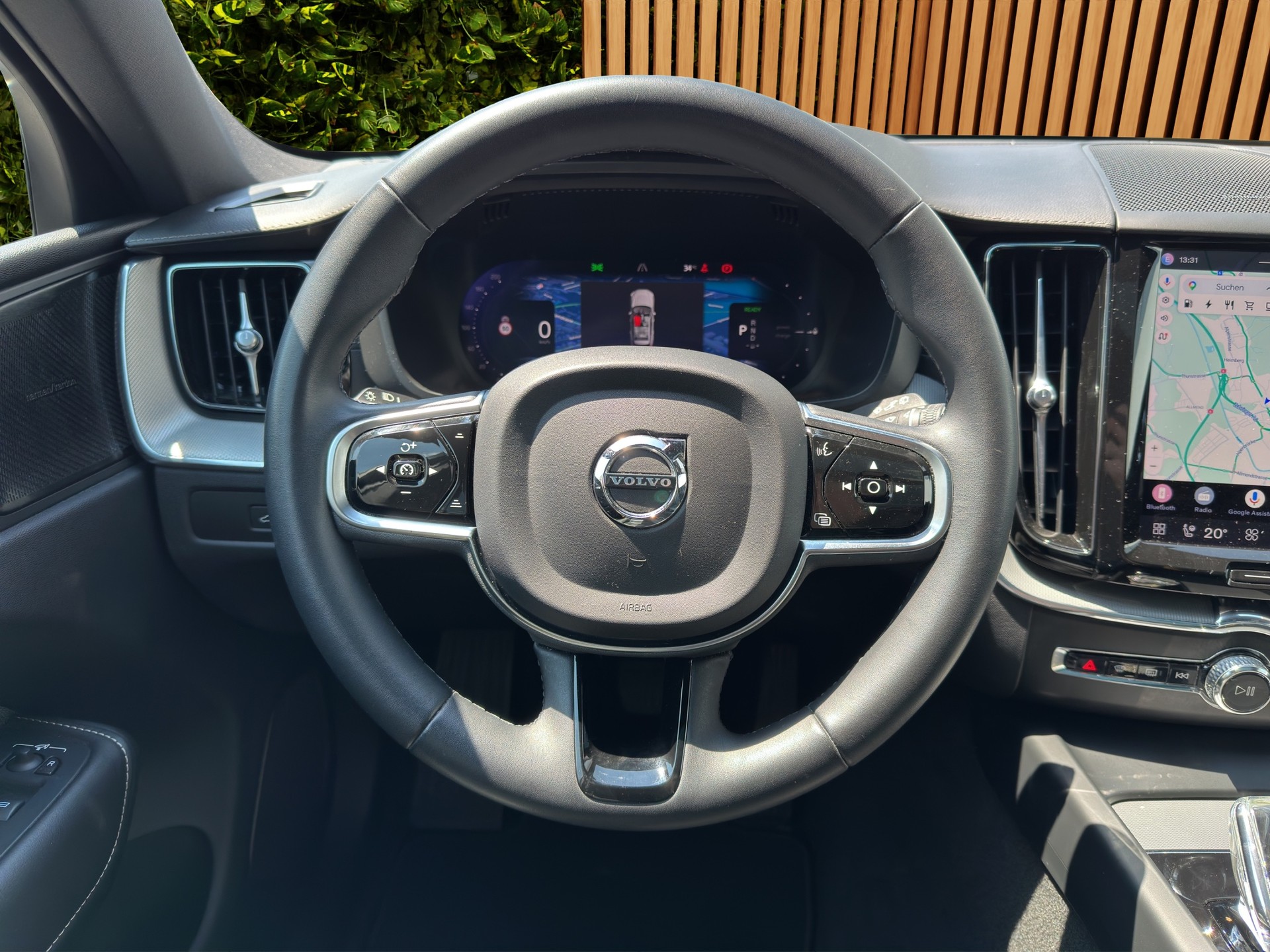 VOLVO XC60 2.0 T8 TE Polestar eAWD-image-9