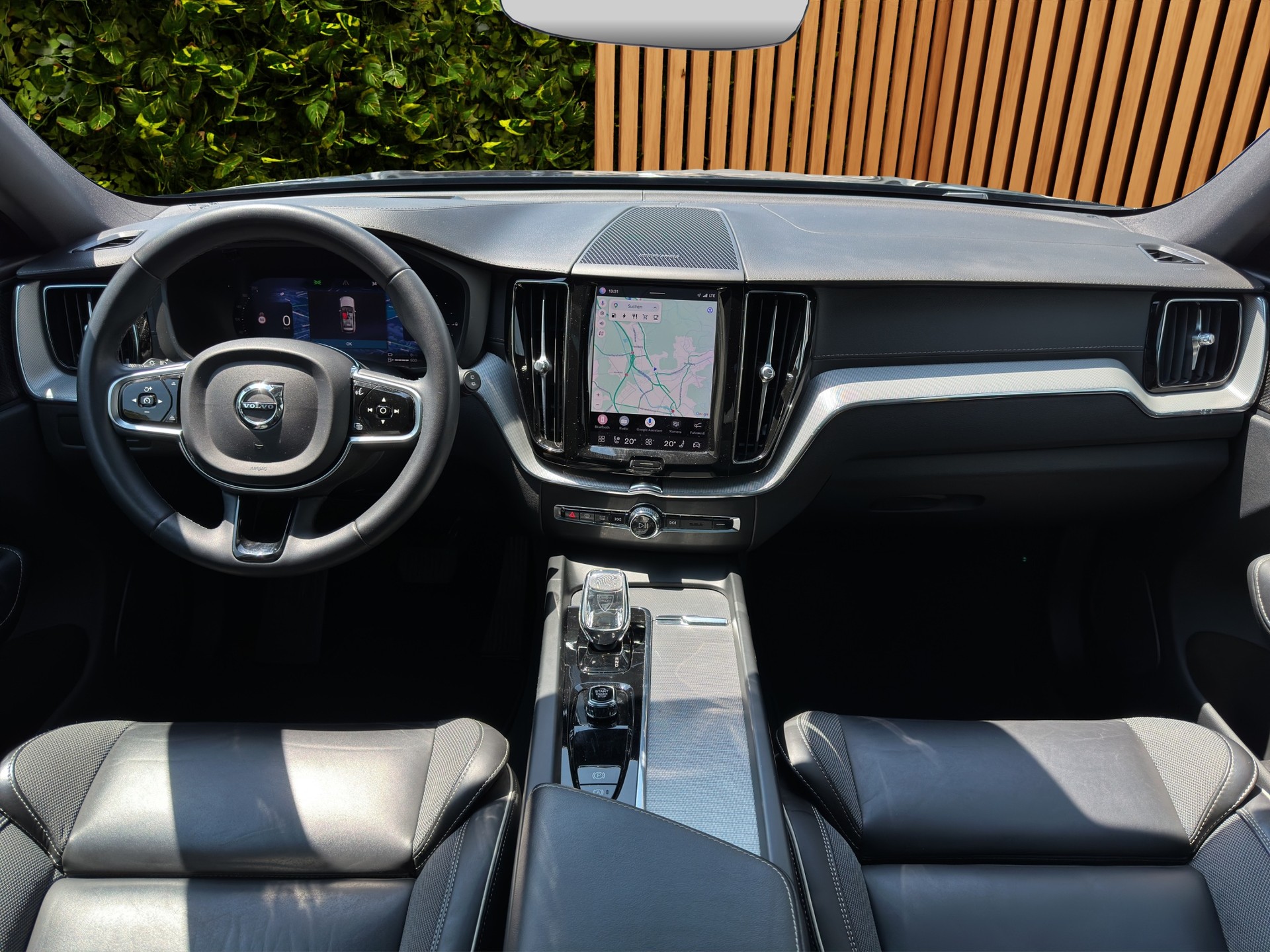 VOLVO XC60 2.0 T8 TE Polestar eAWD-image-8