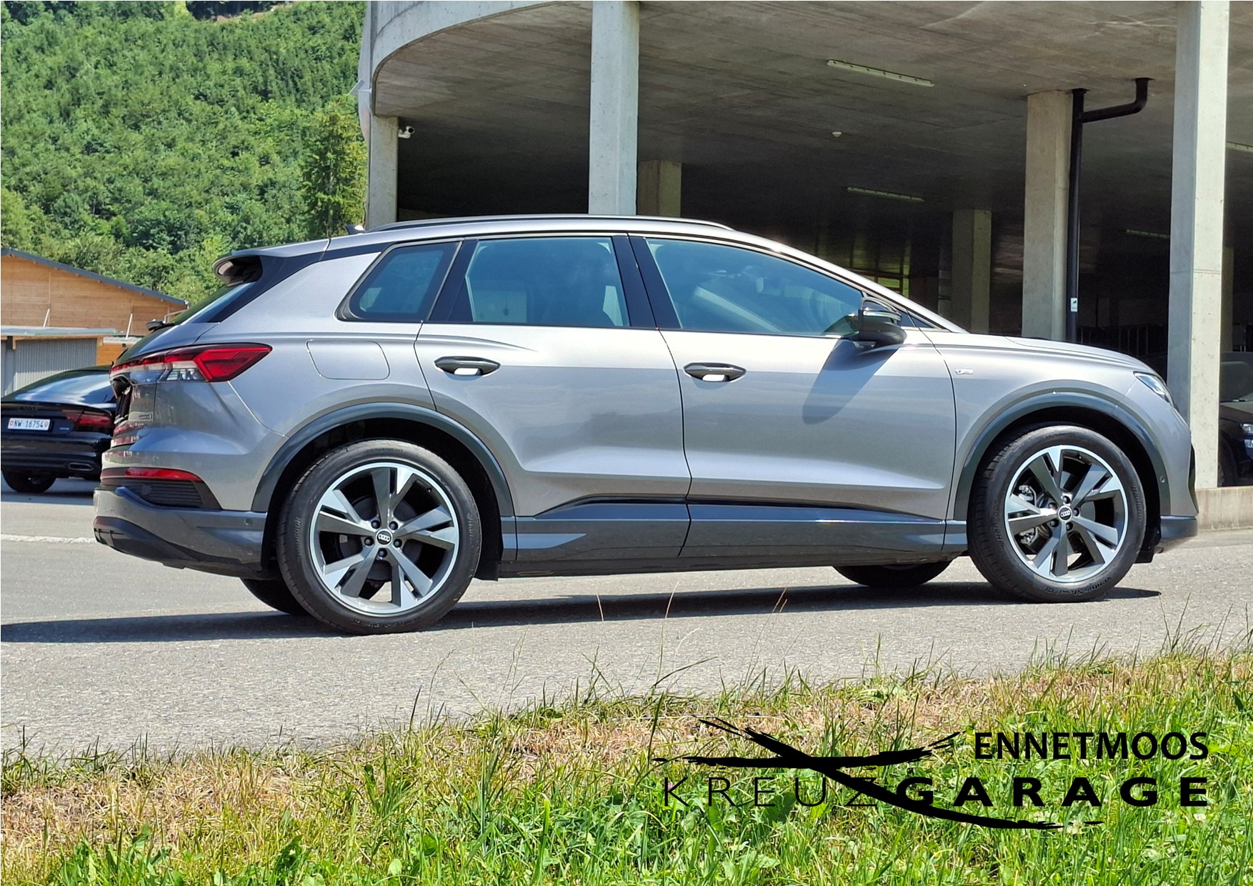 AUDI Q4 e-tron 45 Edition Swiss Ski quattro *inkl. Winterkomplettrad + Garantie*-image-4