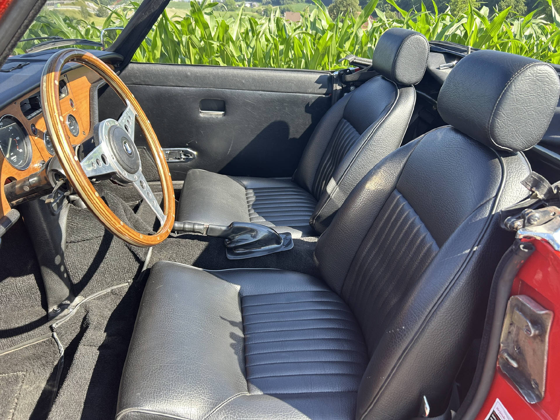TRIUMPH Spitfire IV-image-6