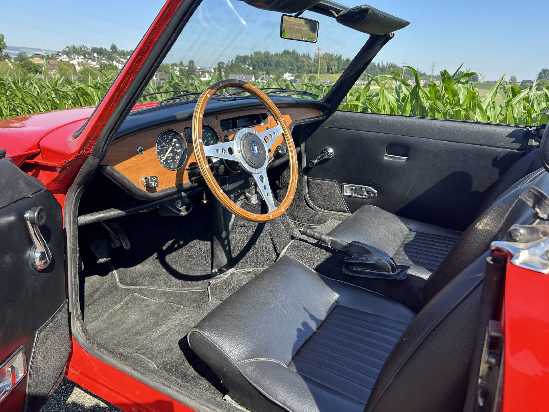 TRIUMPH Spitfire IV-image-5