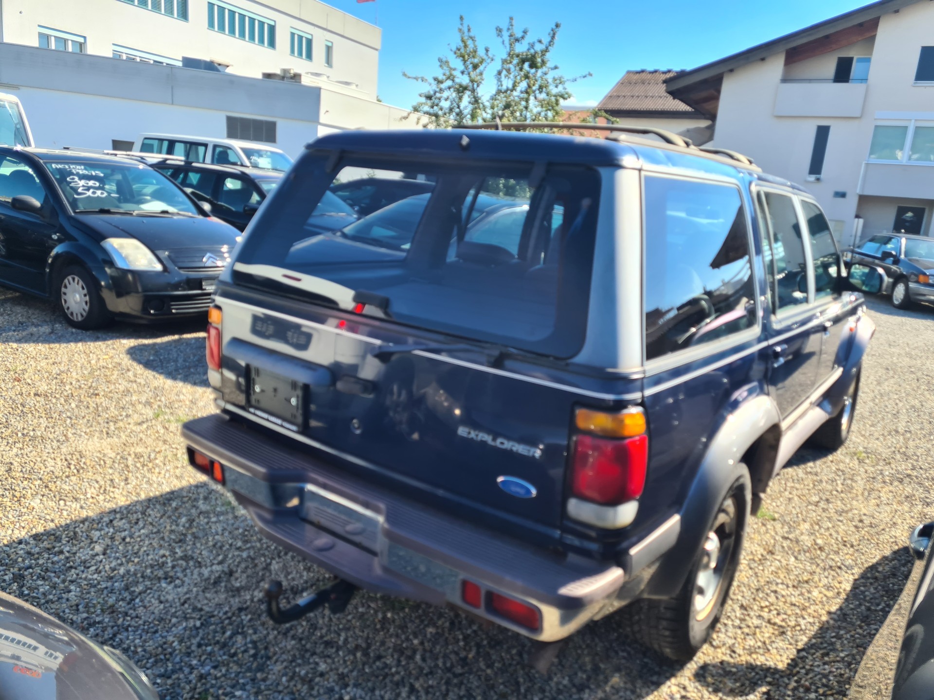 FORD Explorer 4.0-showroom-element-3