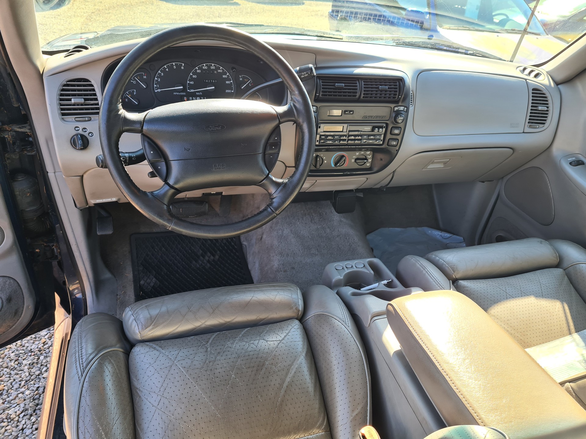 FORD Explorer 4.0-image-6