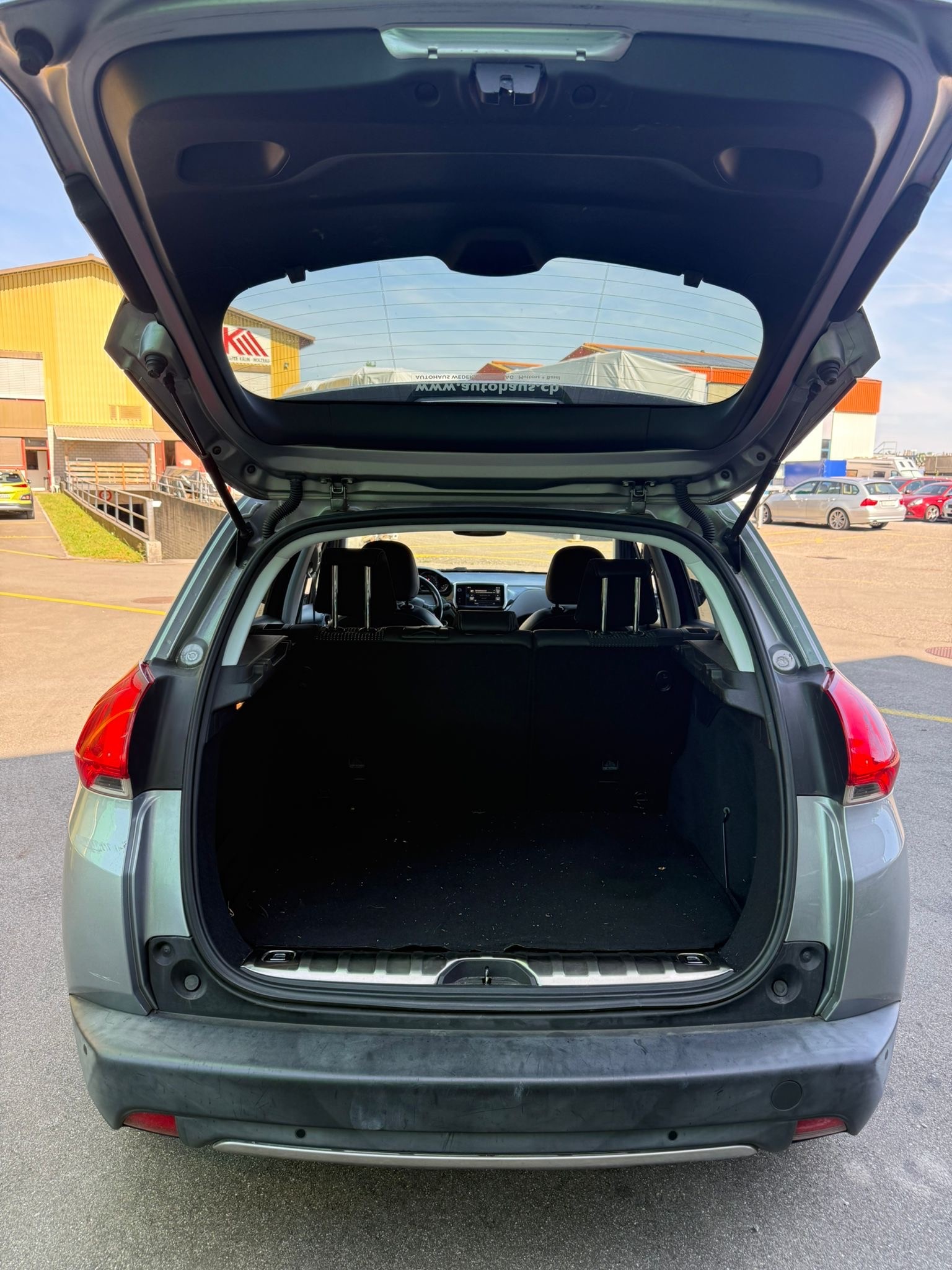 PEUGEOT 2008 1.2 PureTech Féline-image-13