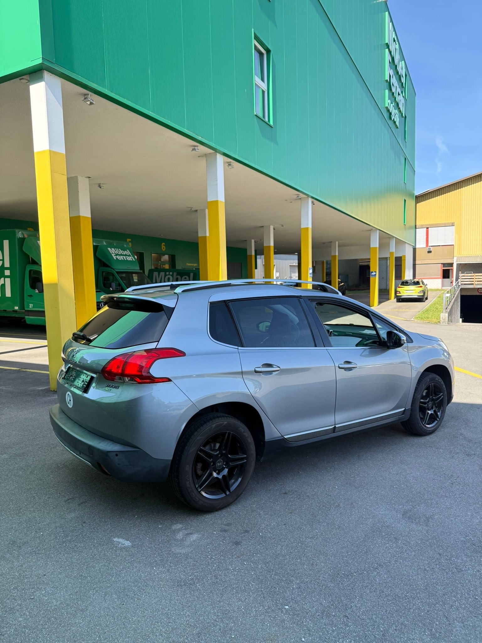 PEUGEOT 2008 1.2 PureTech Féline-image-6