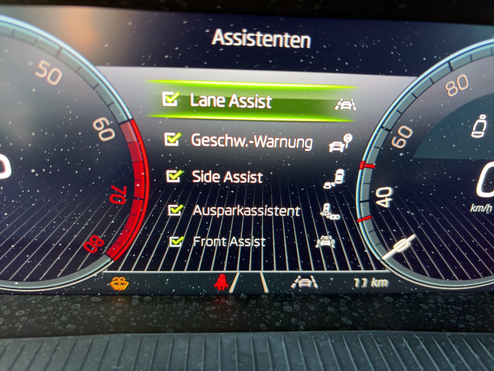 SKODA Kamiq 1.0 TSI Dynamic DSG-image-14