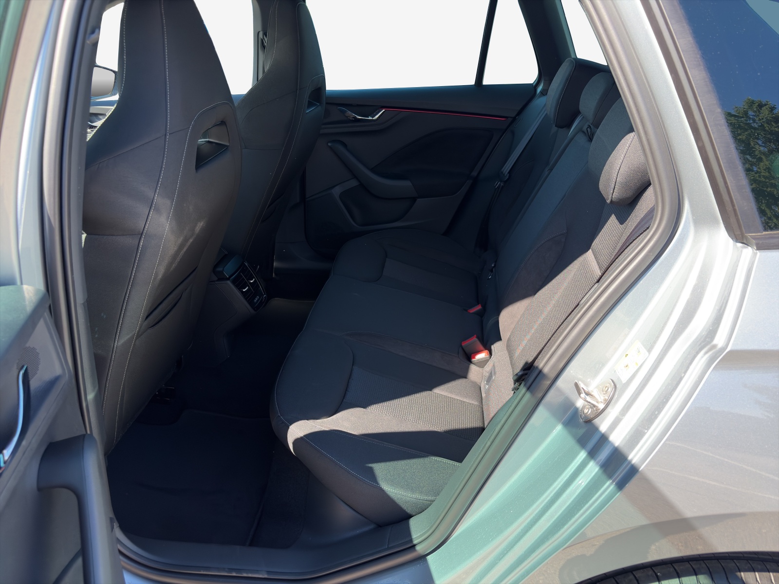 SKODA Kamiq 1.0 TSI Dynamic DSG-image-11