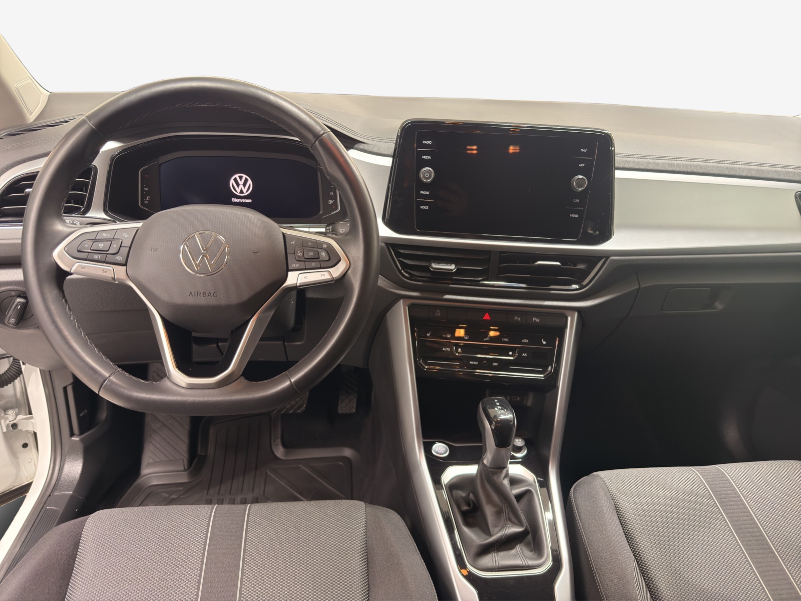 VW T-Roc 1.5 TSI EVO Life DSG-image-8
