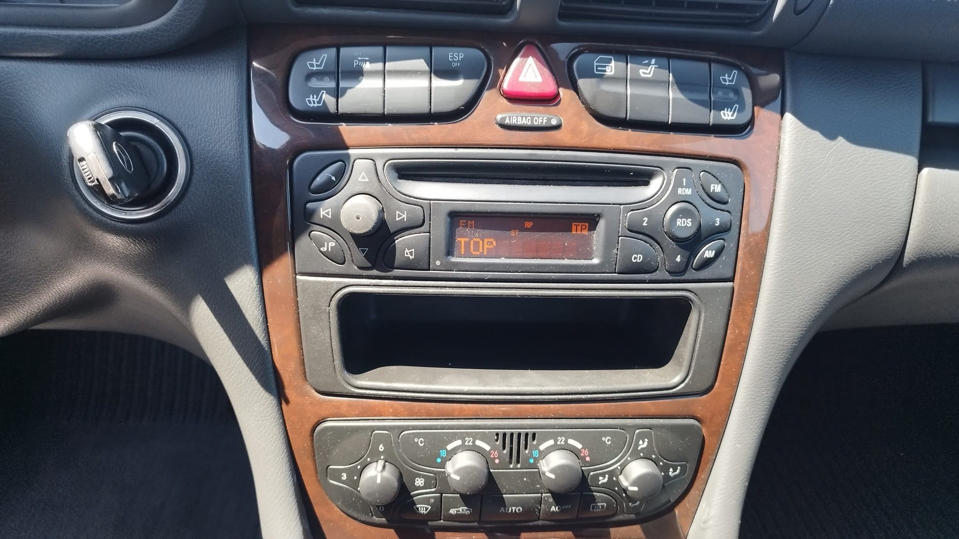 MERCEDES-BENZ C 200 Kompressor Elégance-image-11
