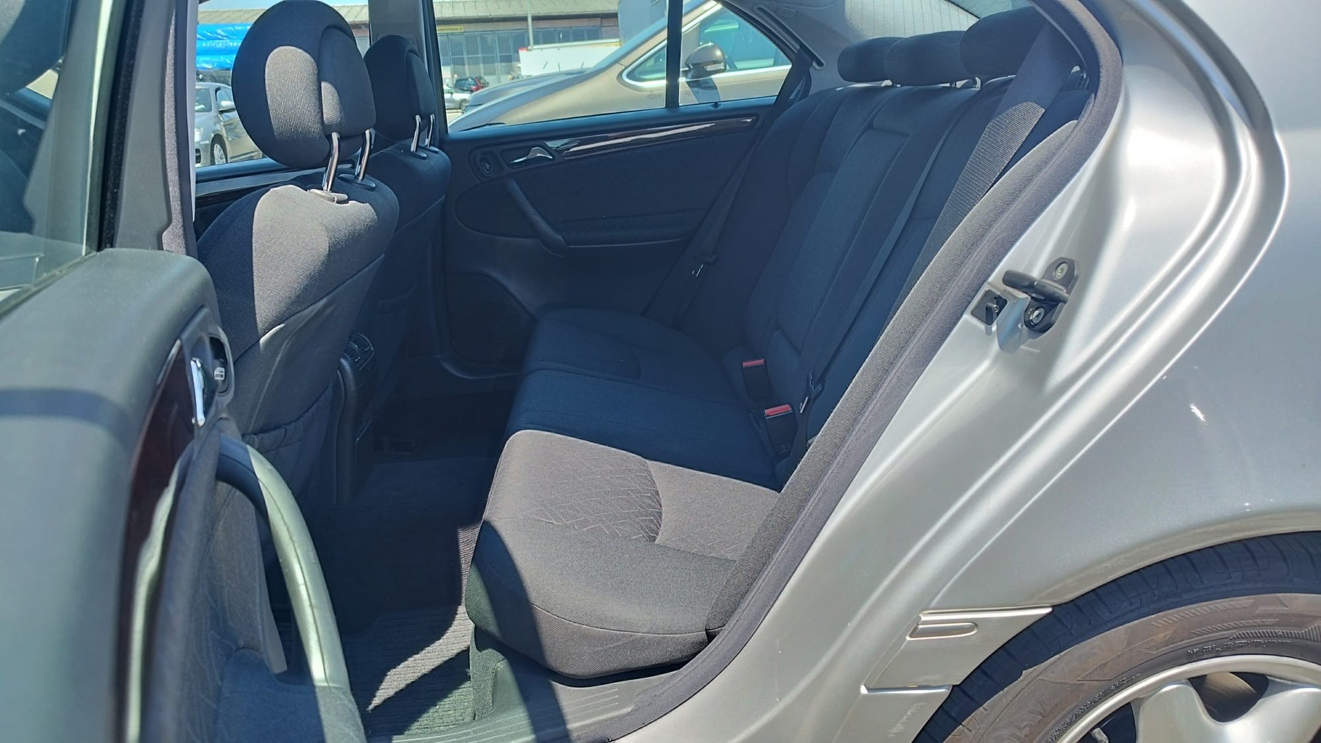 MERCEDES-BENZ C 200 Kompressor Elégance-image-8