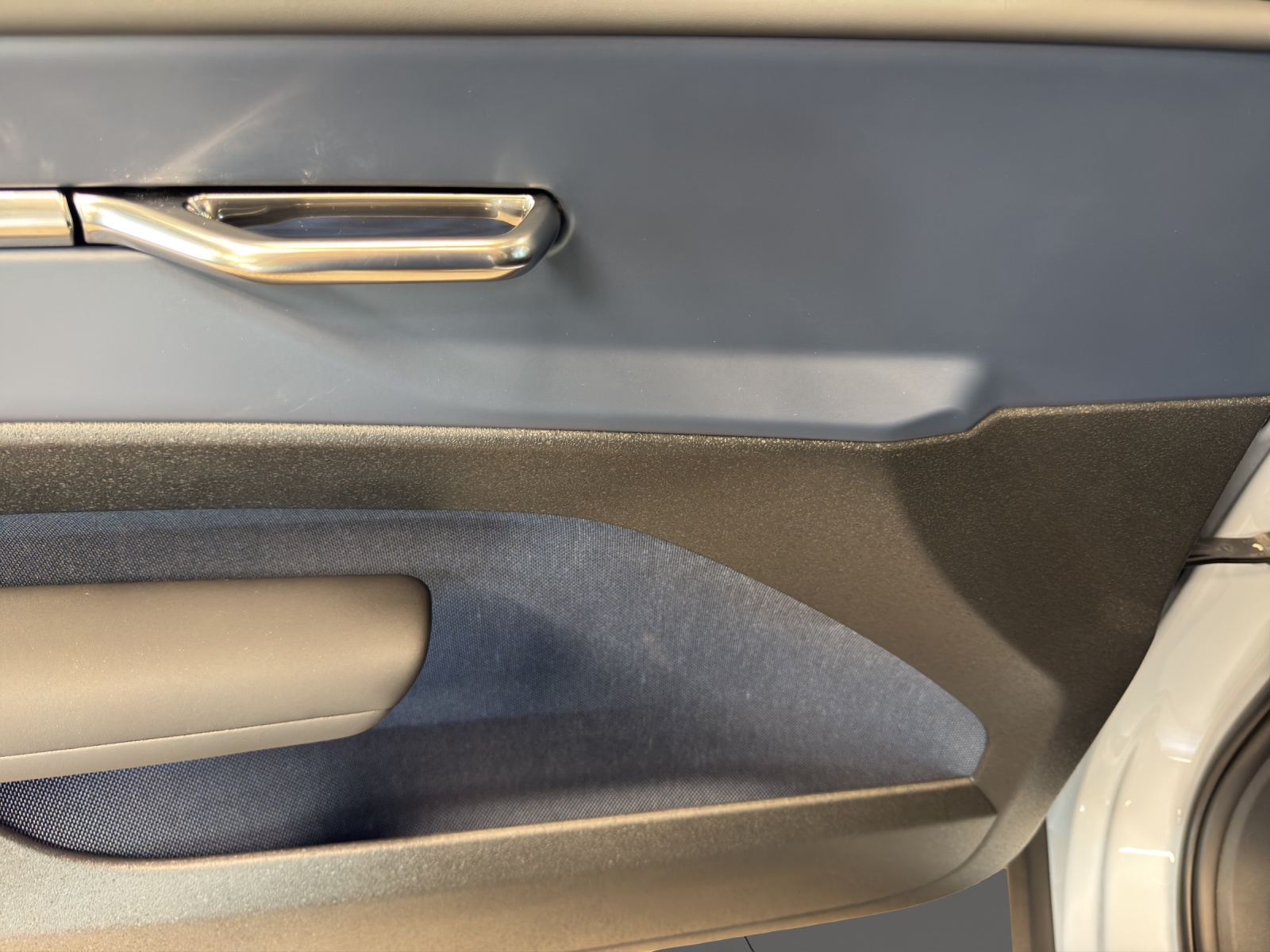 VOLVO EX30 P8 Ultra AWD-image-11