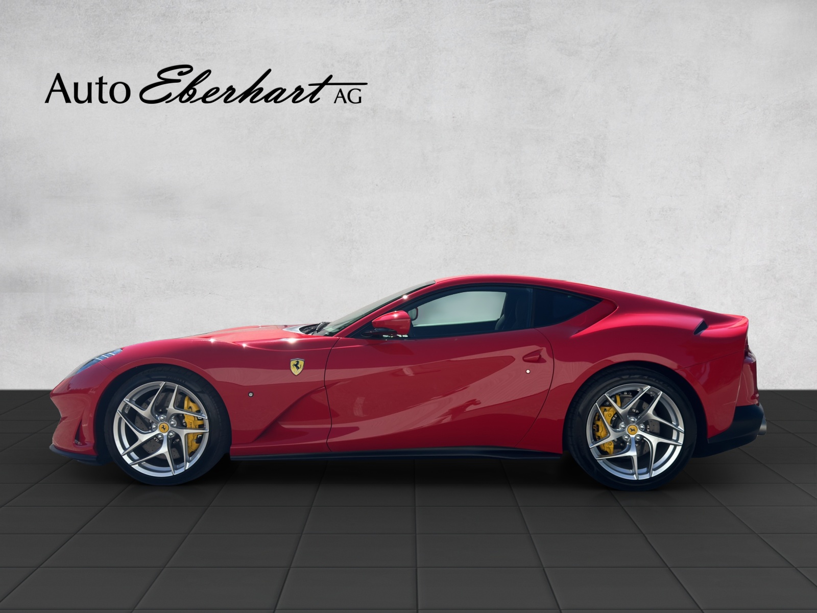 FERRARI 812 Superfast-image-2