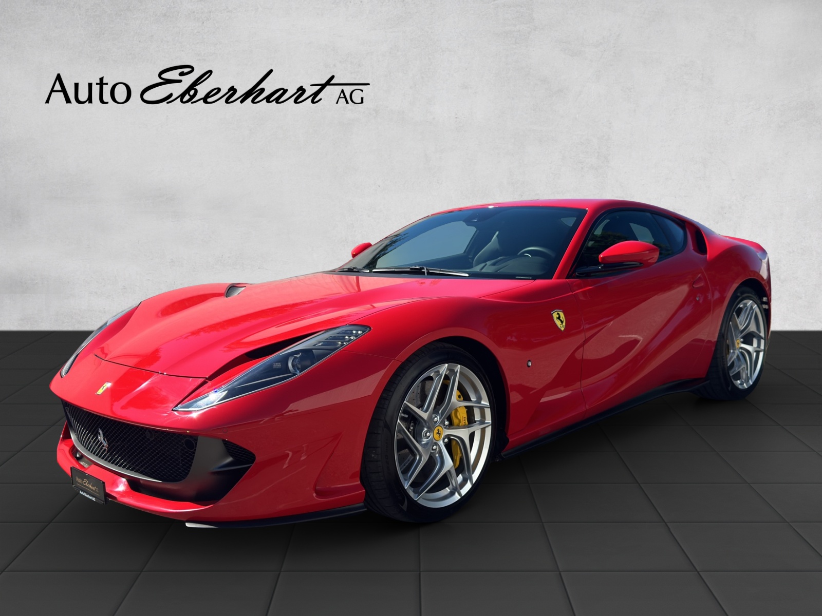 FERRARI 812 Superfast-image-0