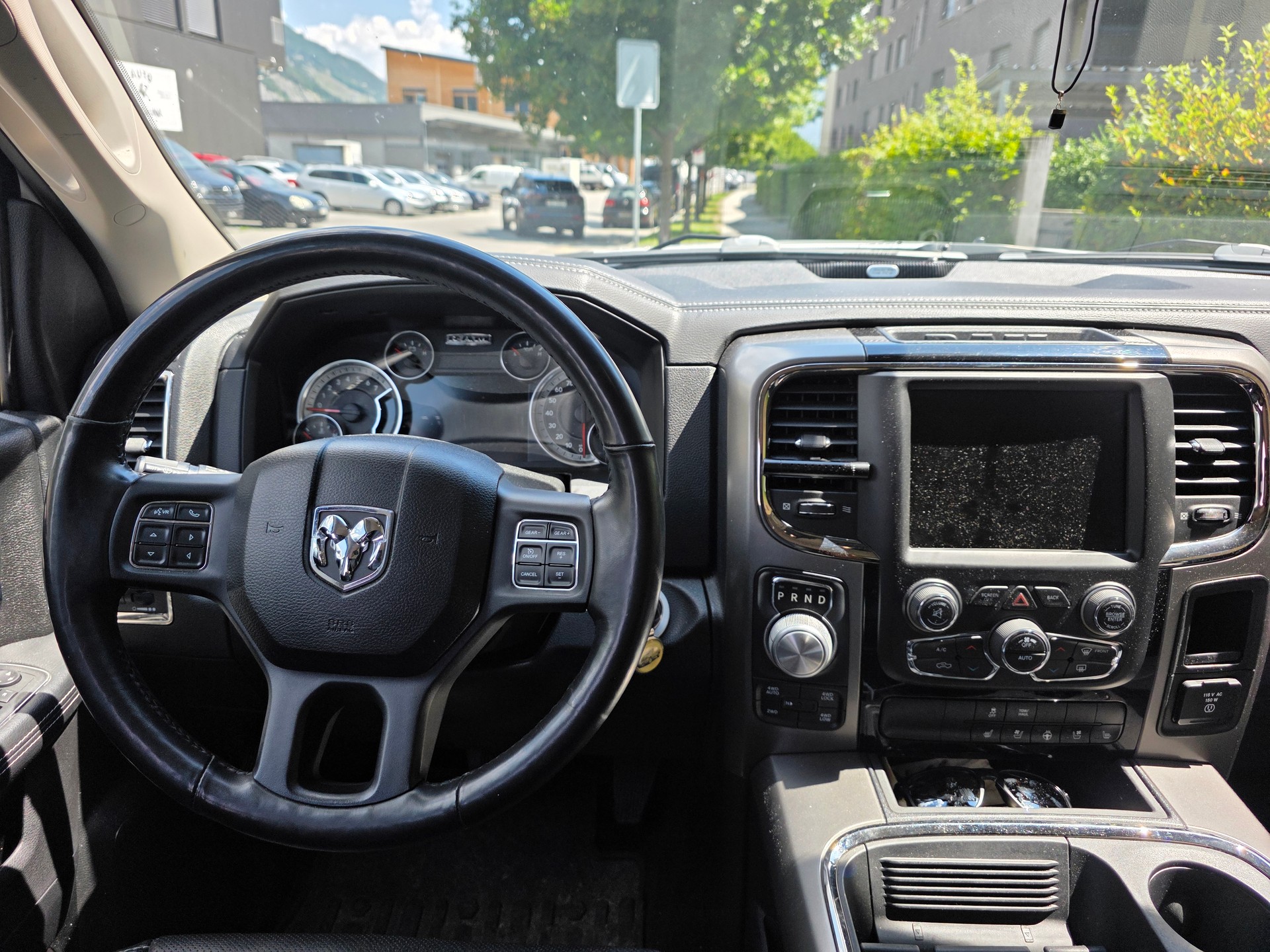 DODGE Dodge Ram 1500 Sport-image-10