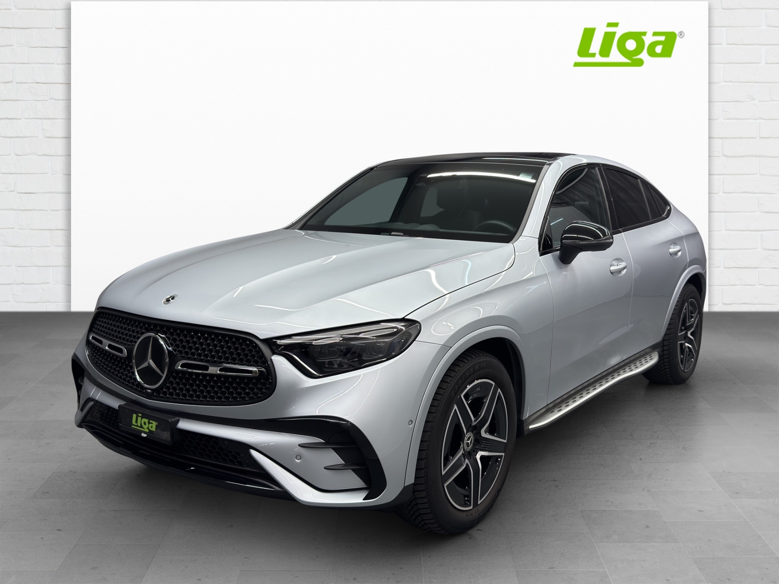MERCEDES-BENZ GLC 200 AMG Line 4Matic Coupé-image-0