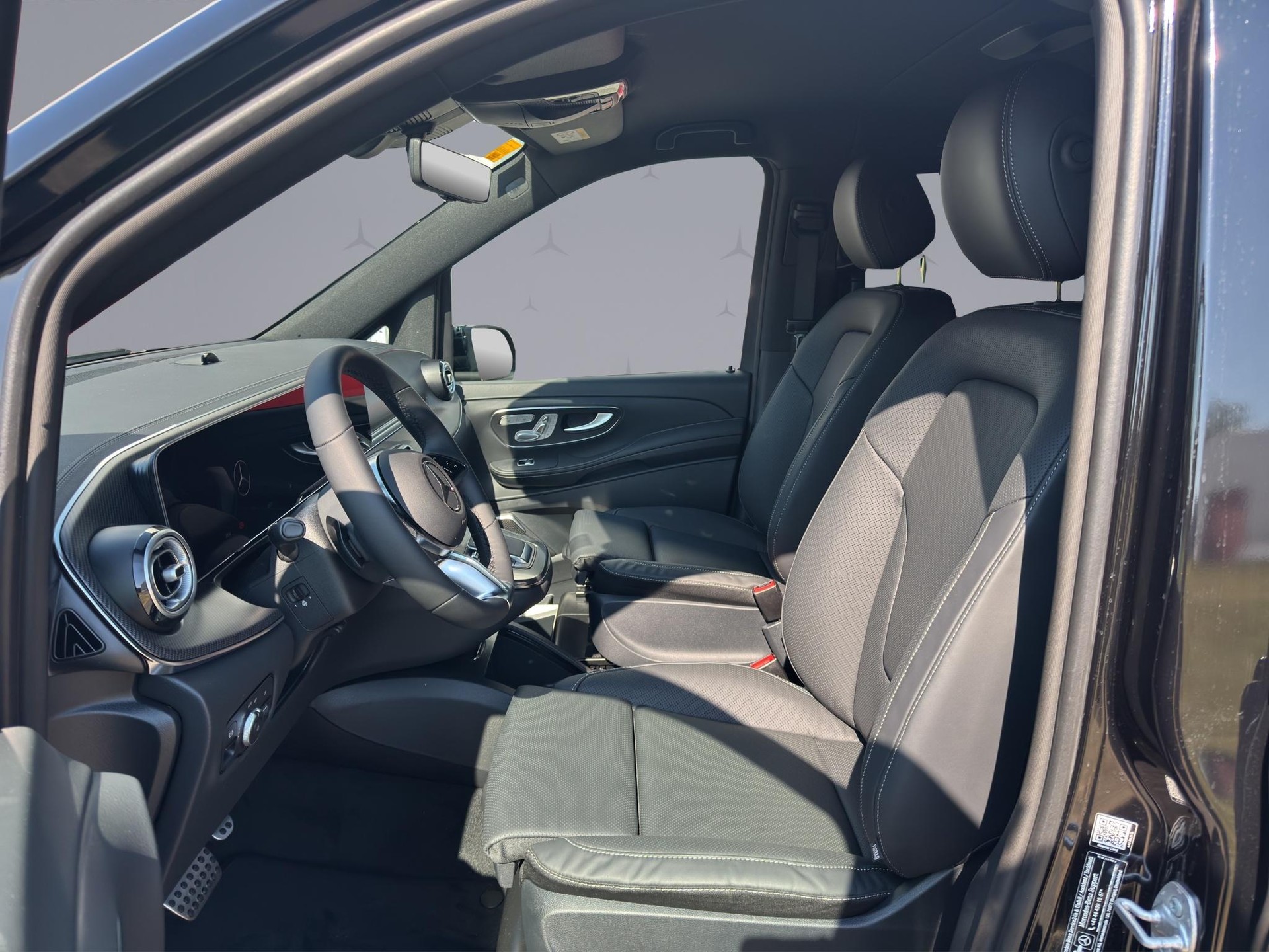 MERCEDES-BENZ V 300 d Exclusive L SWISS EDITION 4MATIC-image-10