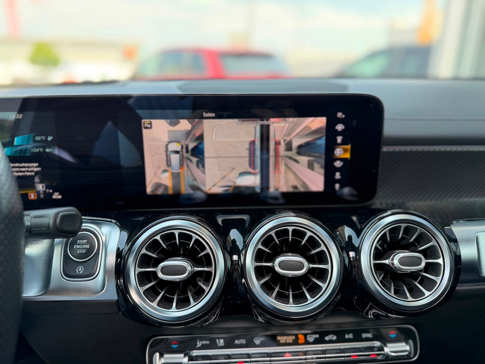 MERCEDES-BENZ GLB 35 AMG 4Matic 8G-Tronic-image-22