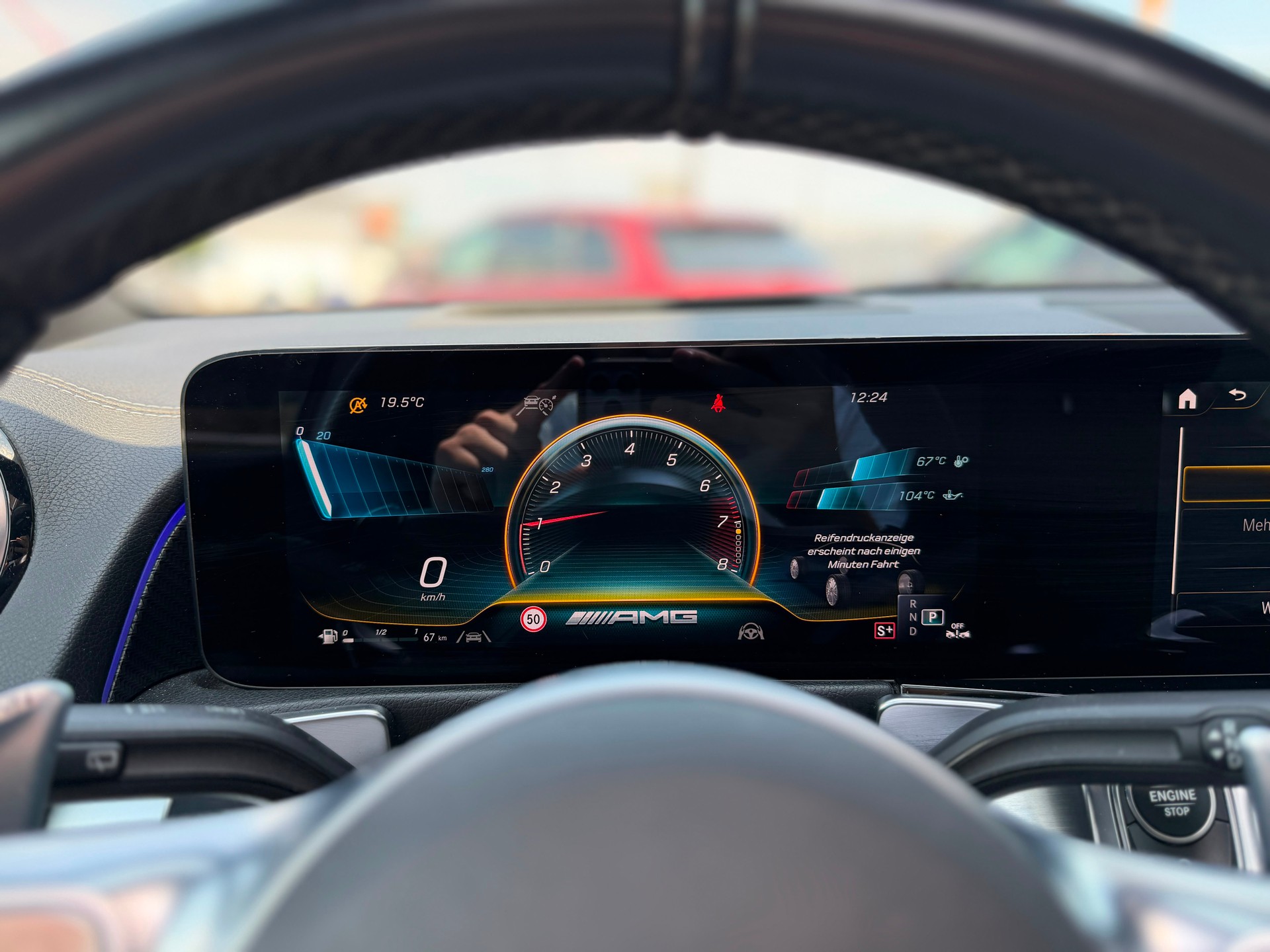 MERCEDES-BENZ GLB 35 AMG 4Matic 8G-Tronic-image-38