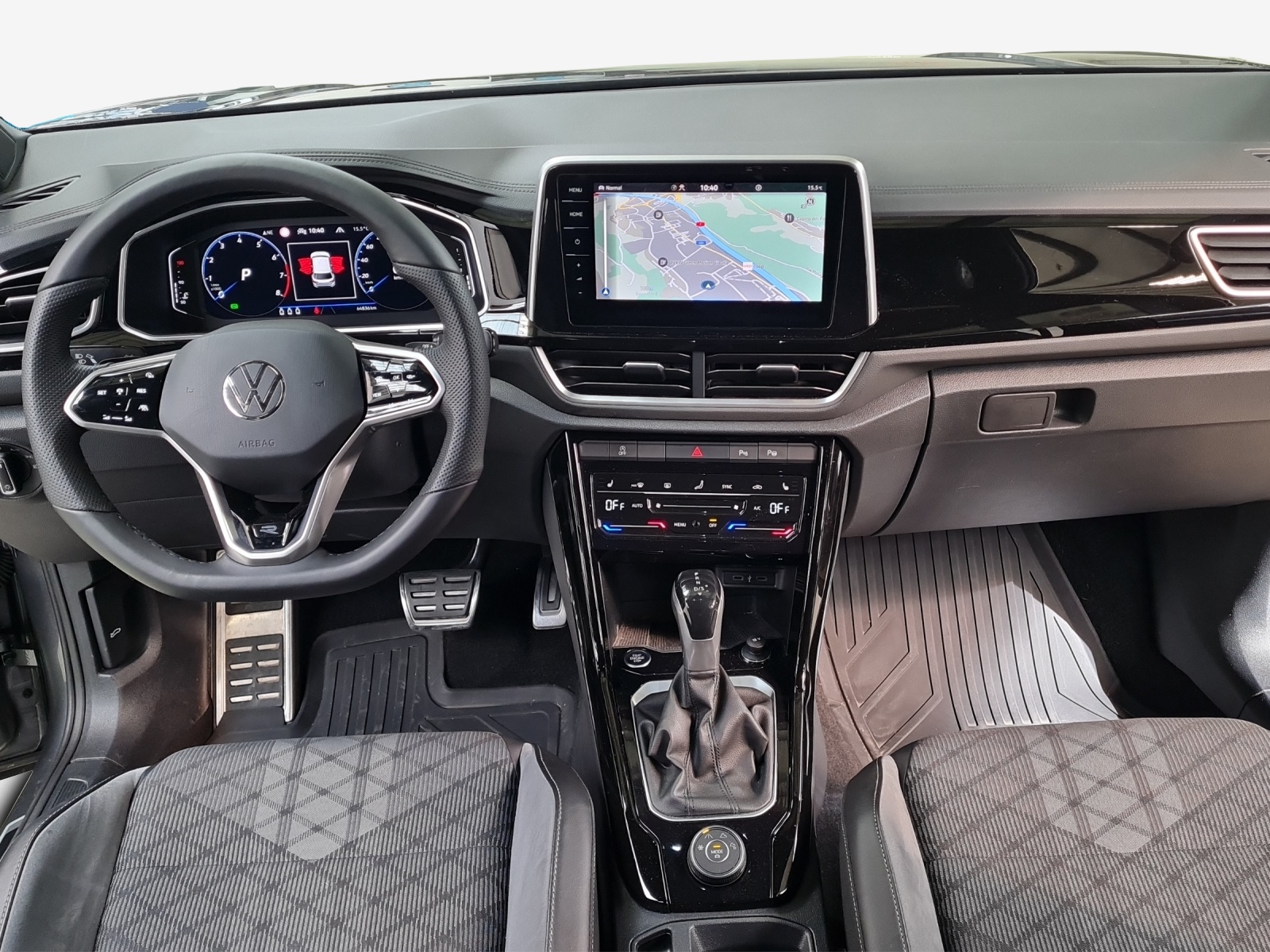VW T-Roc 2.0 TSI R-Line DSG 4Motion-image-8