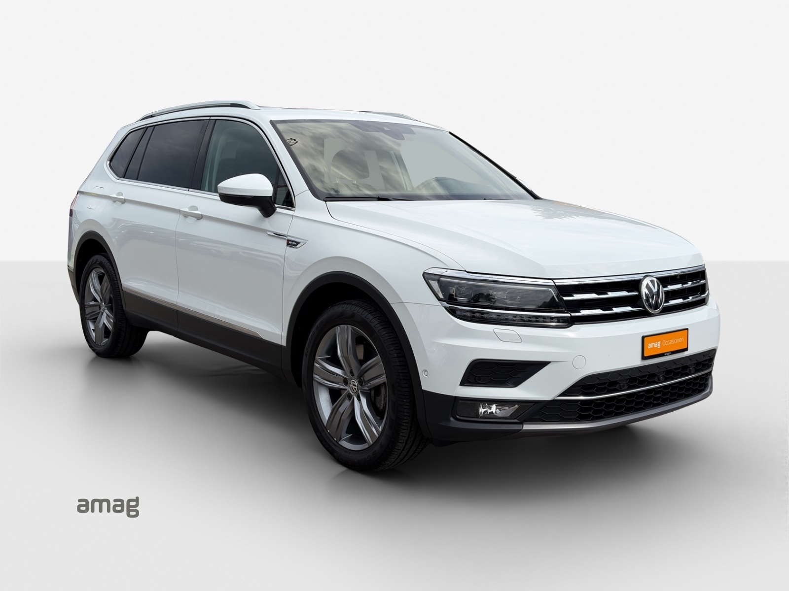 VW Tiguan Allspace 2.0TSI Highline 4Motion DSG-image-5