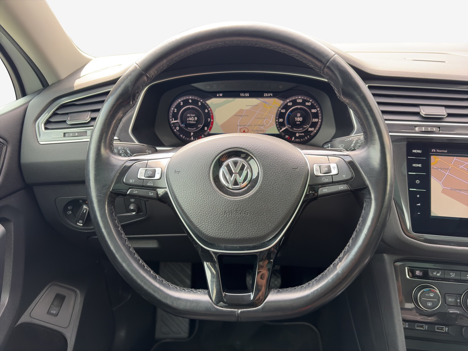 VW Tiguan Allspace 2.0TSI Highline 4Motion DSG-image-9