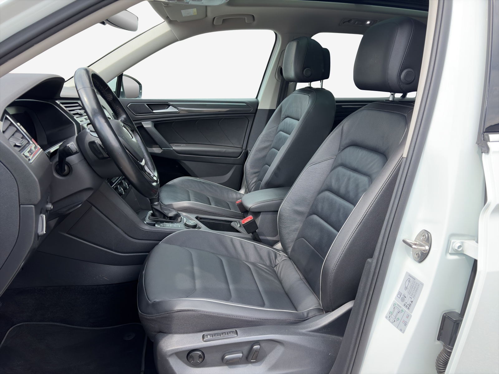 VW Tiguan Allspace 2.0TSI Highline 4Motion DSG-image-7