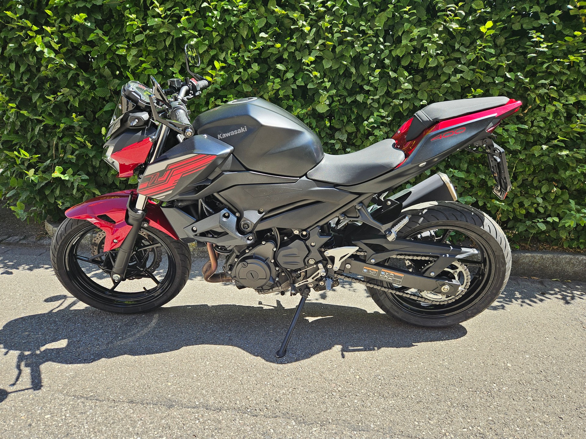 KAWASAKI Z 400 ABS-image-1