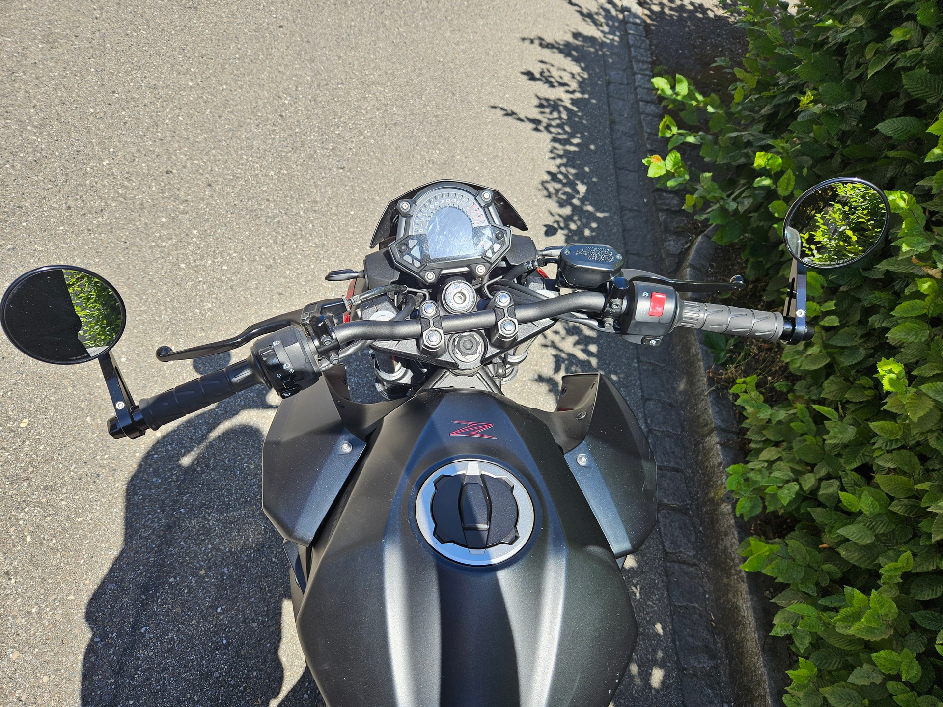 KAWASAKI Z 400 ABS-image-5