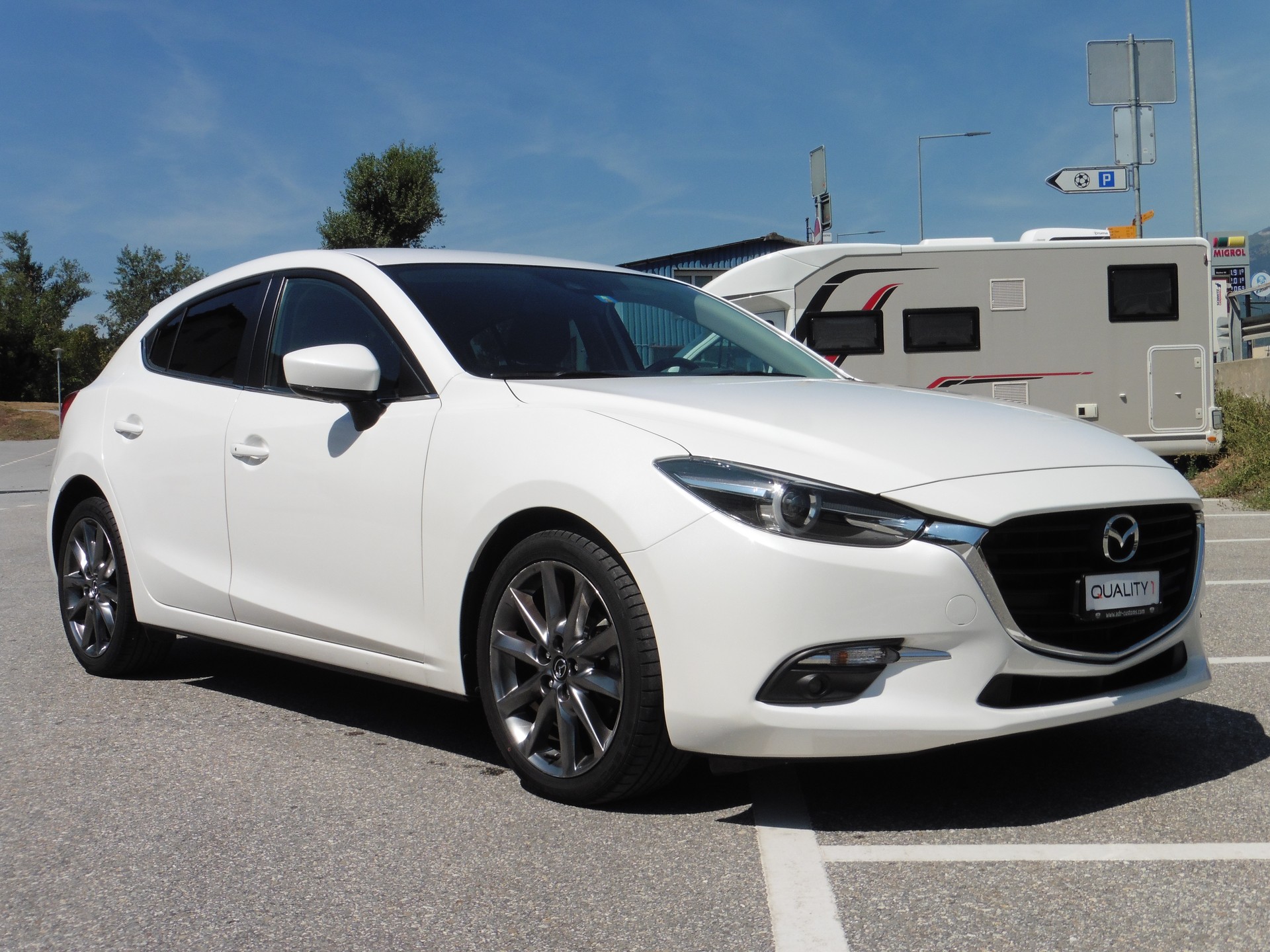 MAZDA 3 SKYACTIV-G 120 Revolution Automat-image-1