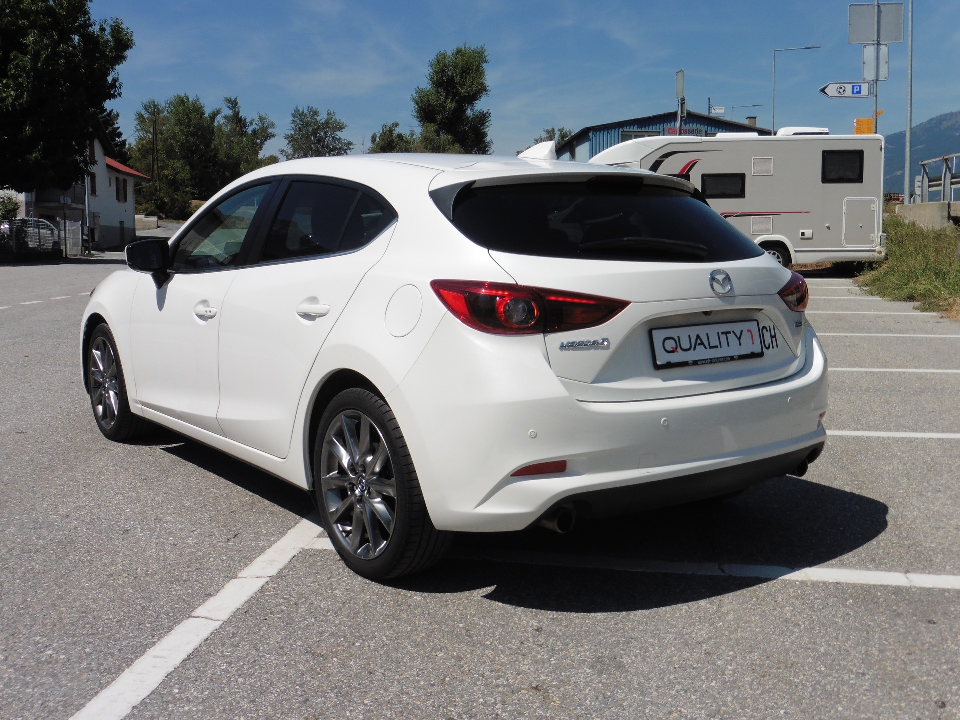 MAZDA 3 SKYACTIV-G 120 Revolution Automat-image-8