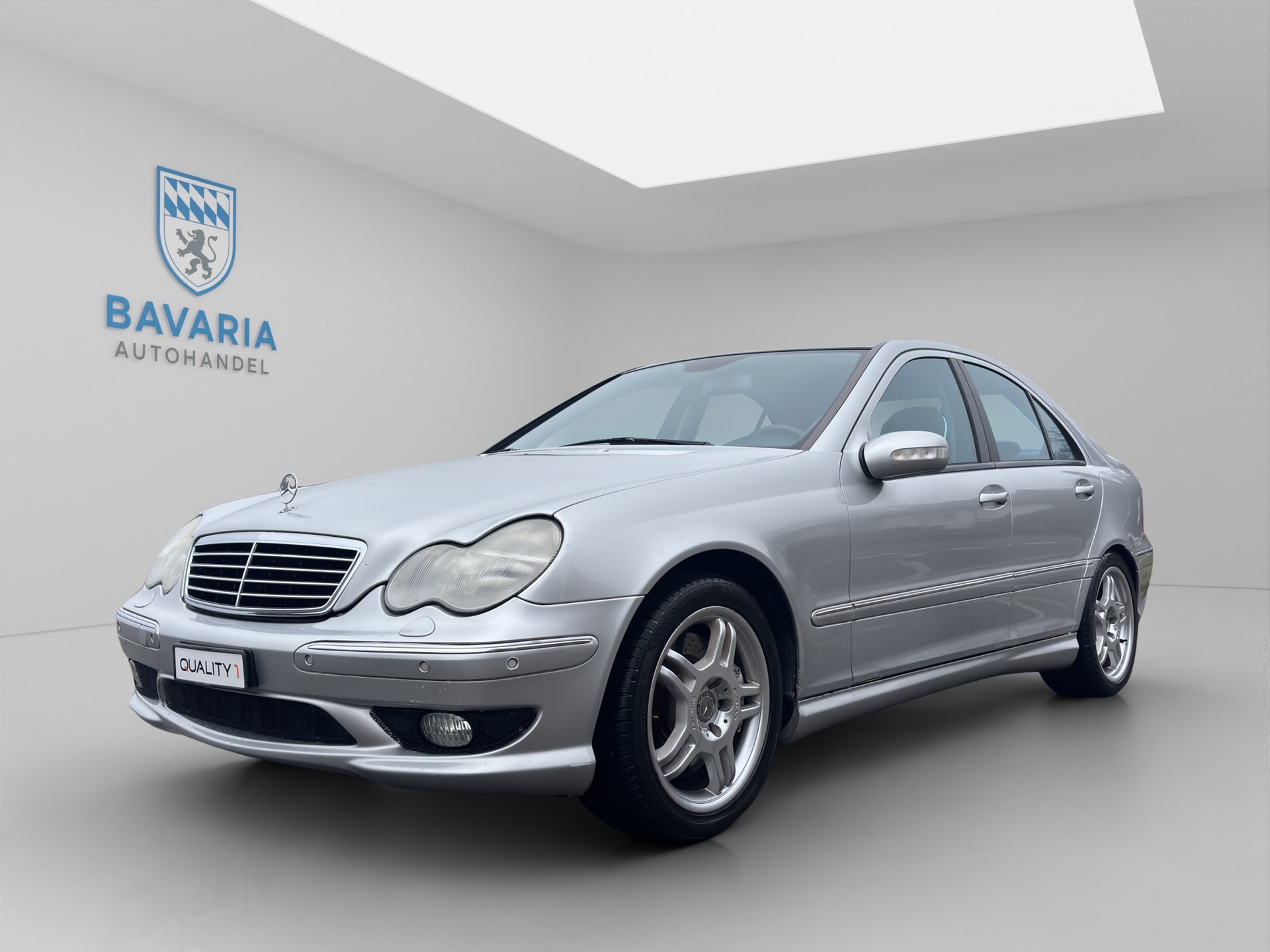 MERCEDES-BENZ C 32 AMG Automatic-image-0