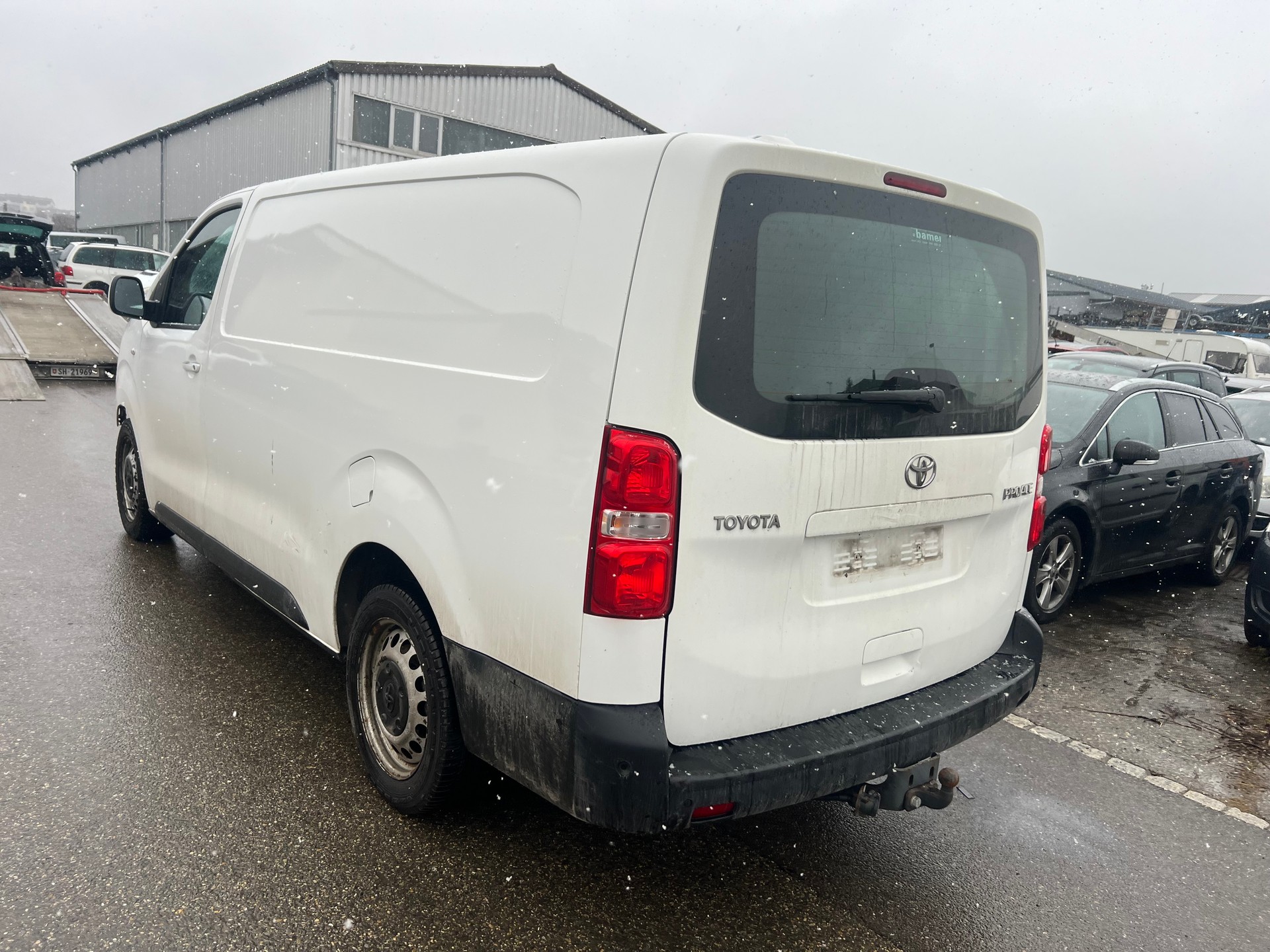TOYOTA Proace 2.0D Glass Van L2 Luna-image-6