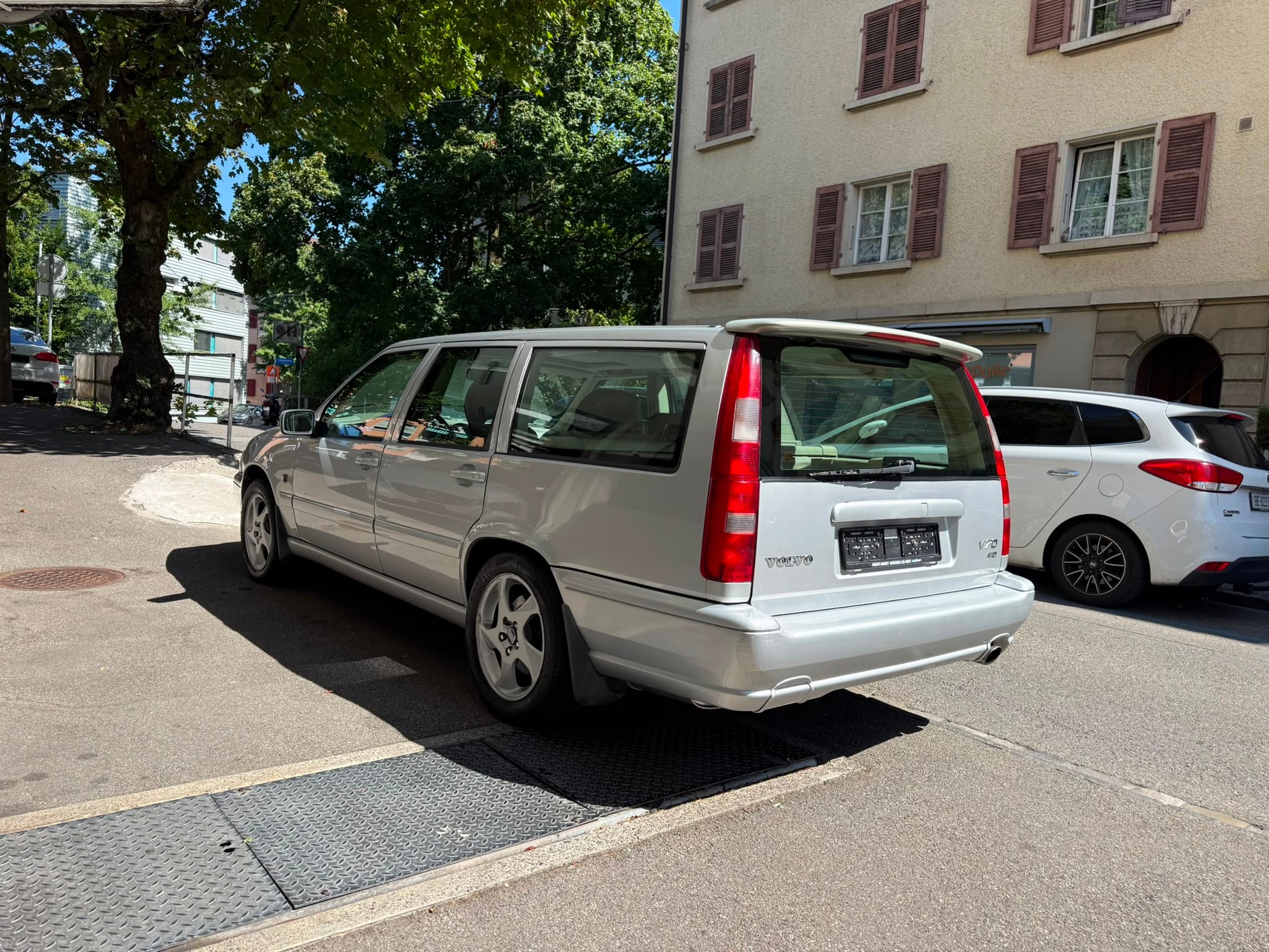 VOLVO V70 2.5 LPT AWD 4x4-image-4