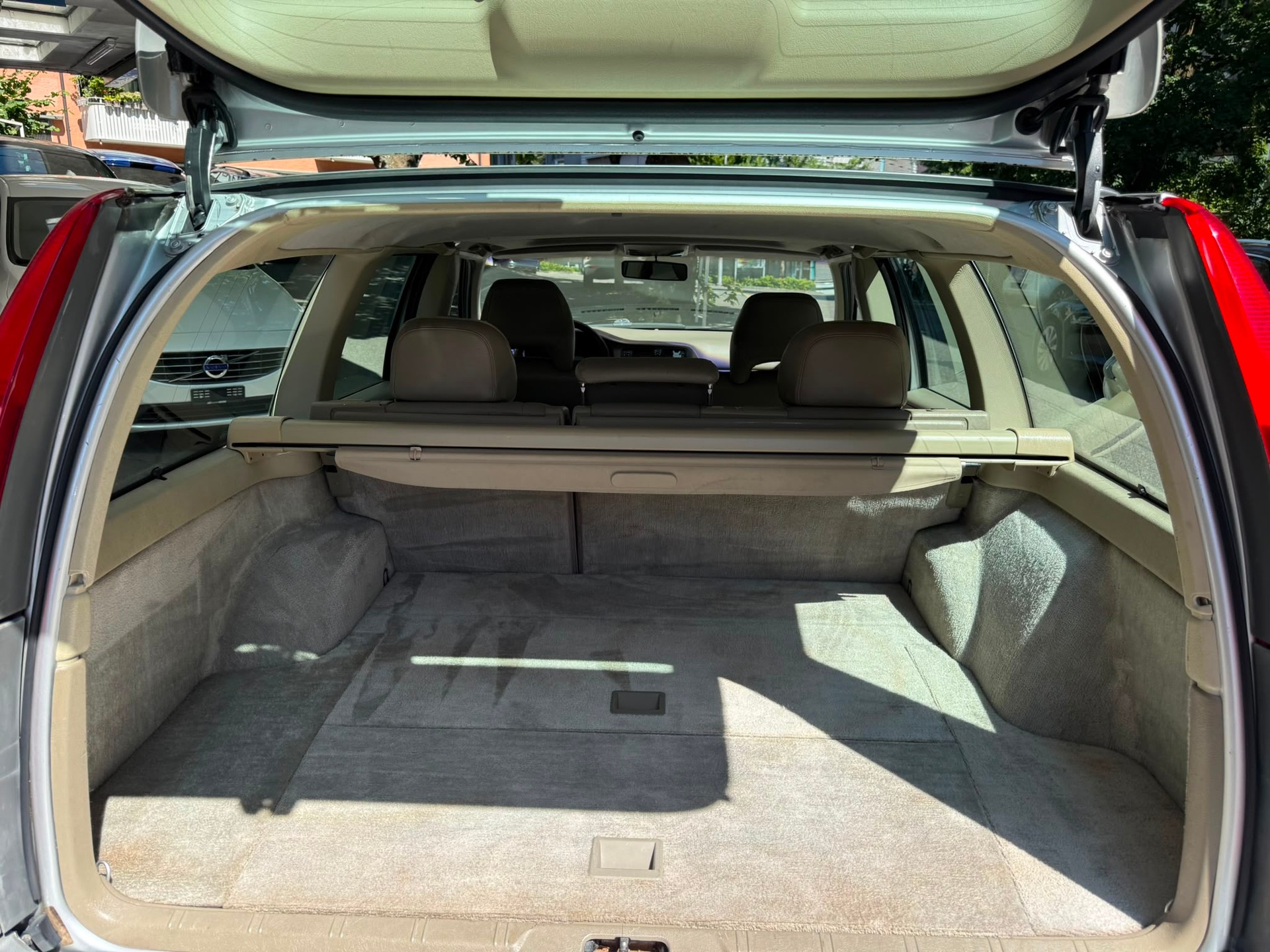 VOLVO V70 2.5 LPT AWD 4x4-image-10