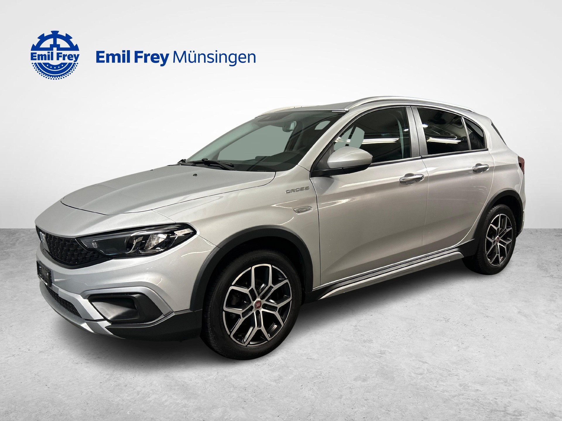 FIAT Tipo 1.5 Hybrid Cross-showroom-element-1