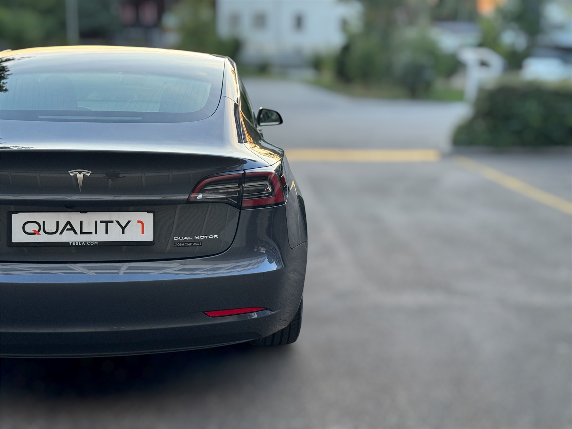 TESLA Model 3 Long Range Dual Motor AWD-image-14