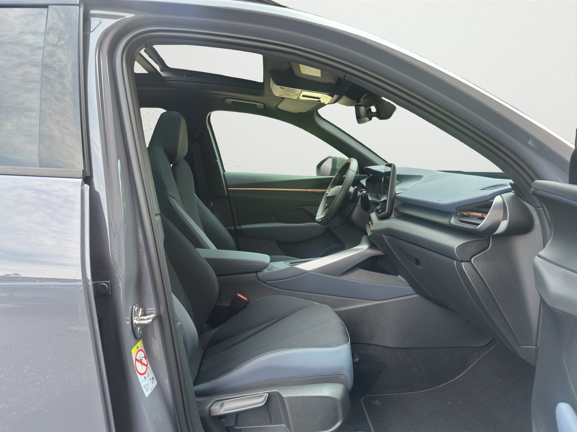 CUPRA Terramar 2.0TSI DSG 4D VZ 4x4 PANORAMADACH / HEAD UP DISPLAY-image-12