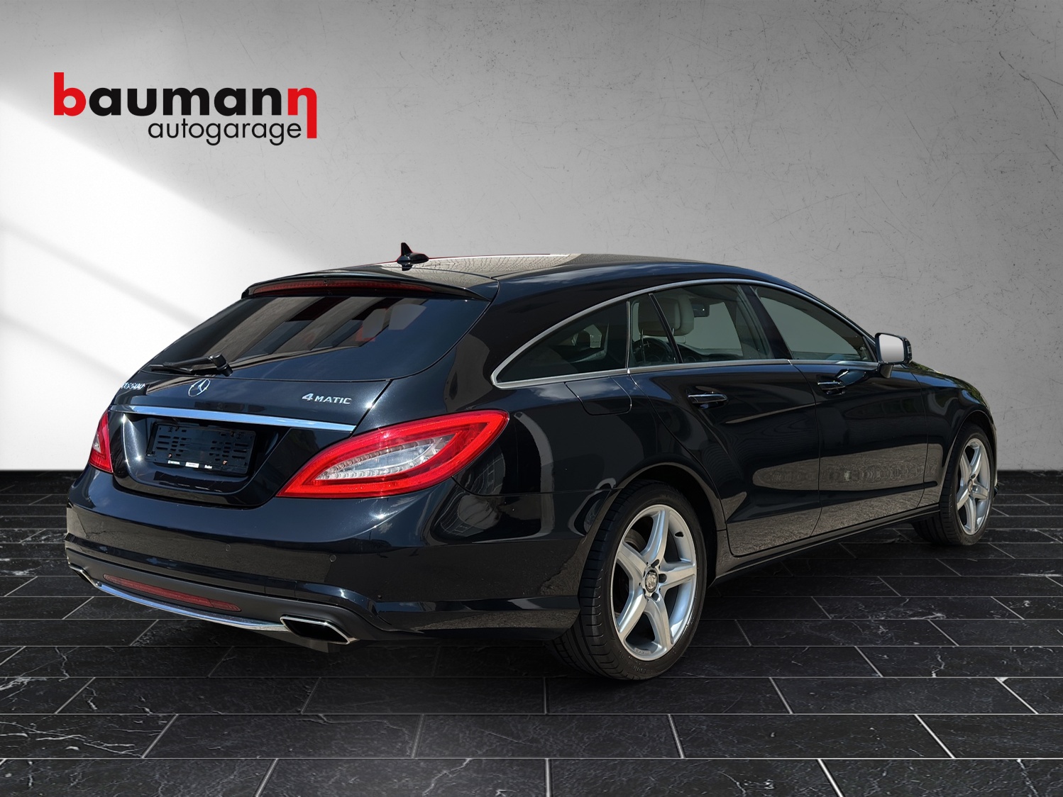 MERCEDES-BENZ CLS Shooting Brake 500 Executive 4Matic 7G-Tronic-showroom-element-2