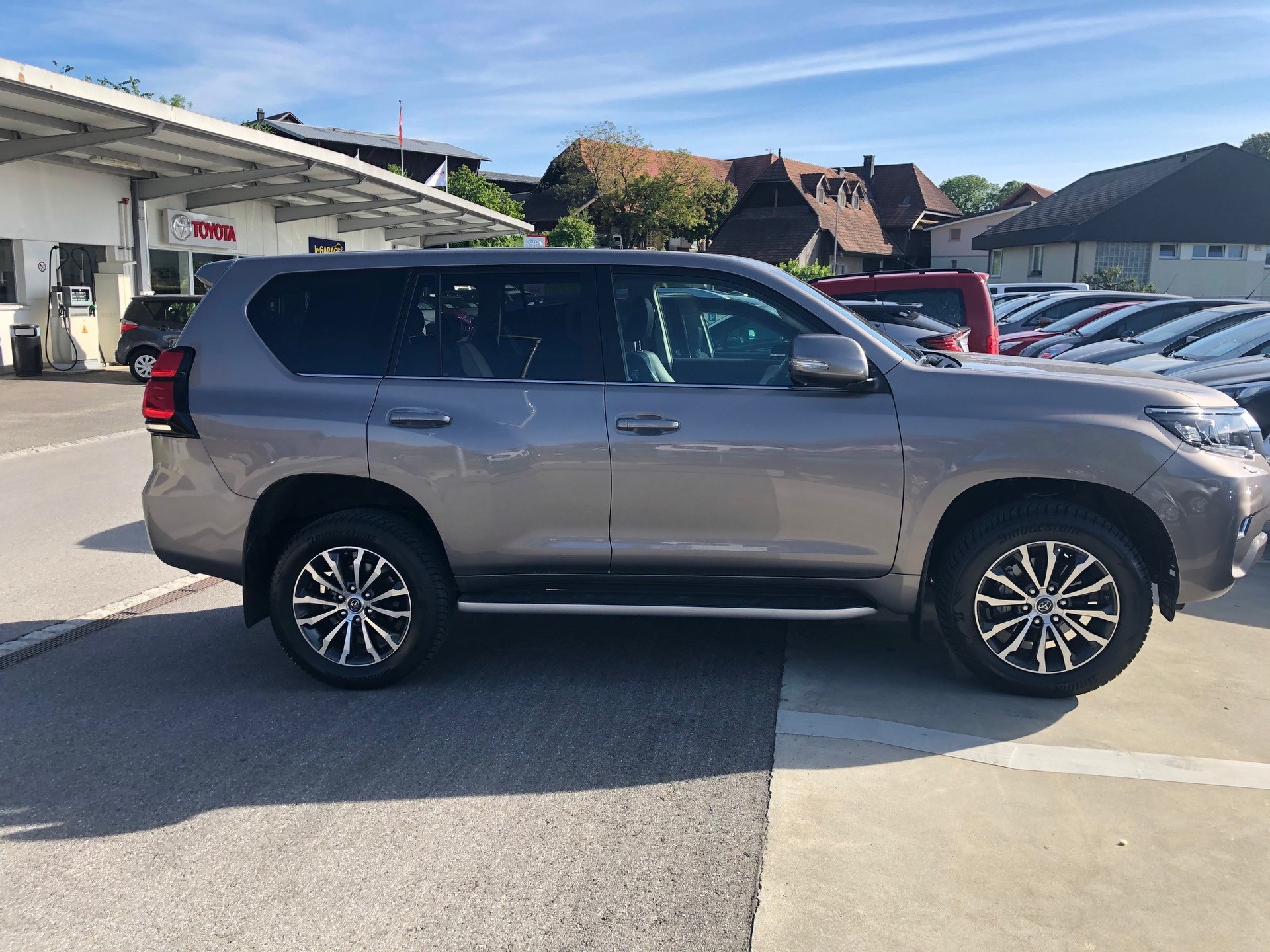 TOYOTA 2.8 D 177 Premium-image-1