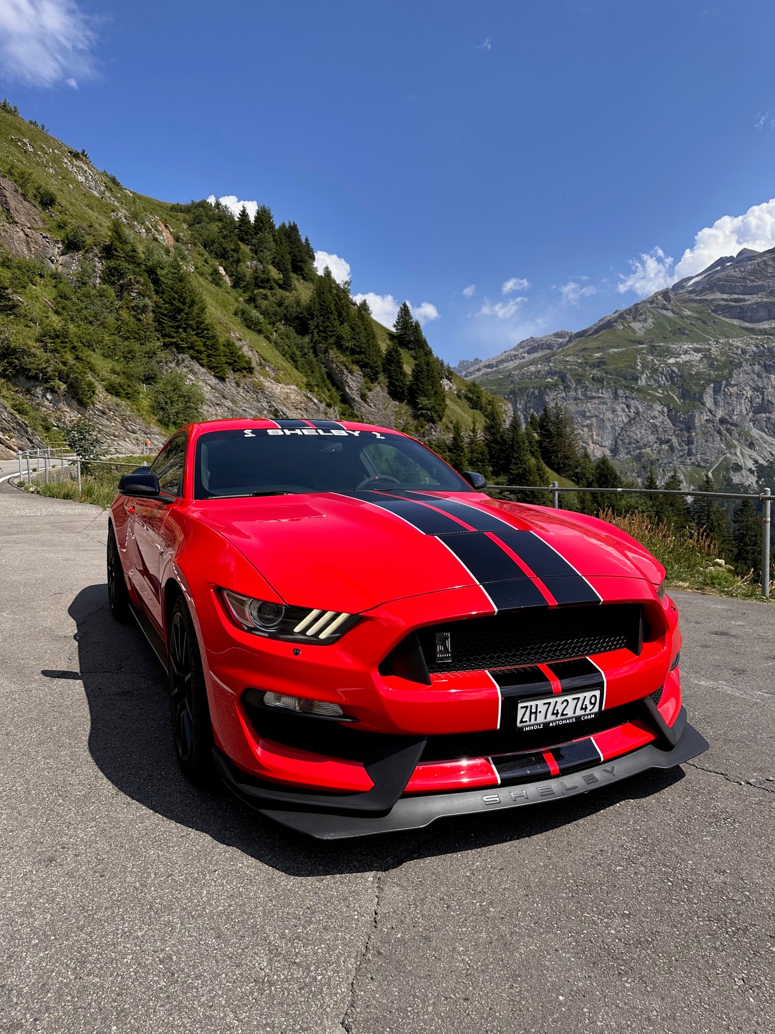 FORD Shelby GT350-image-2