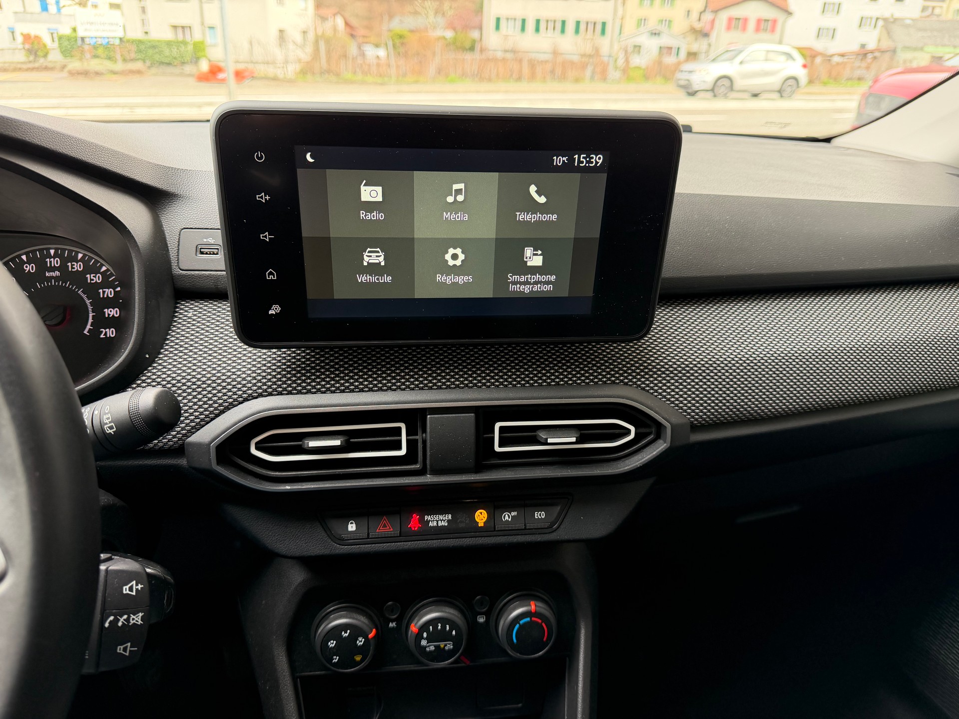 DACIA Sandero TCe 90 Expression-image-9