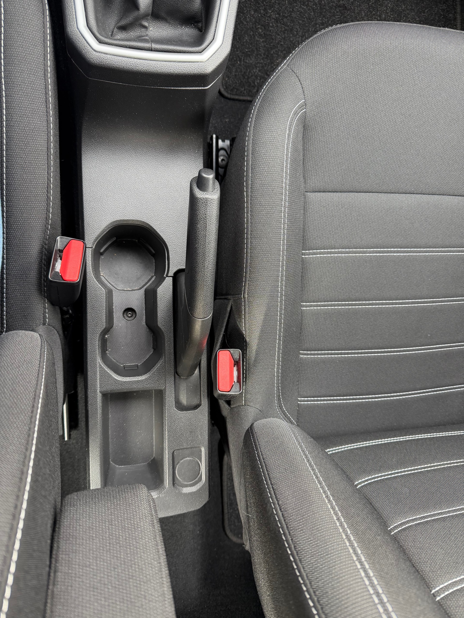 DACIA Sandero TCe 90 Expression-image-12
