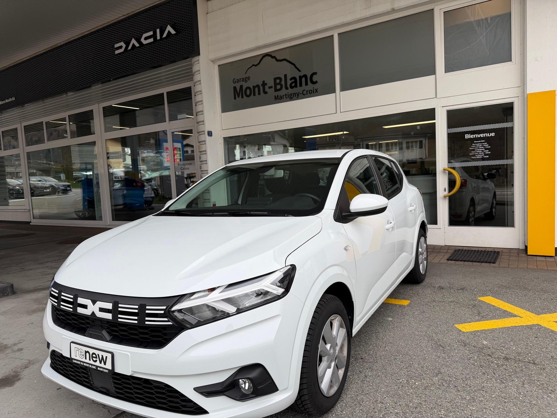 DACIA Sandero TCe 90 Expression-image-0