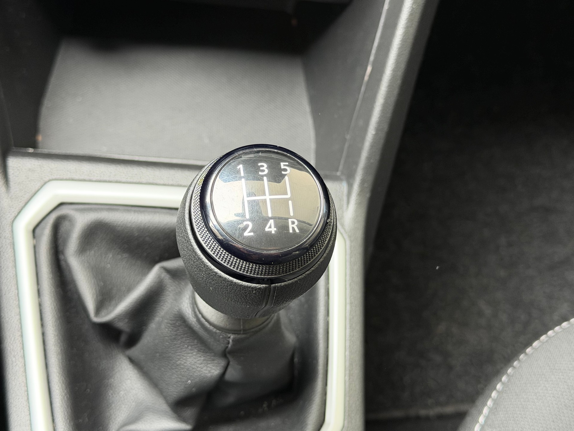 DACIA Sandero TCe 90 Expression-image-13