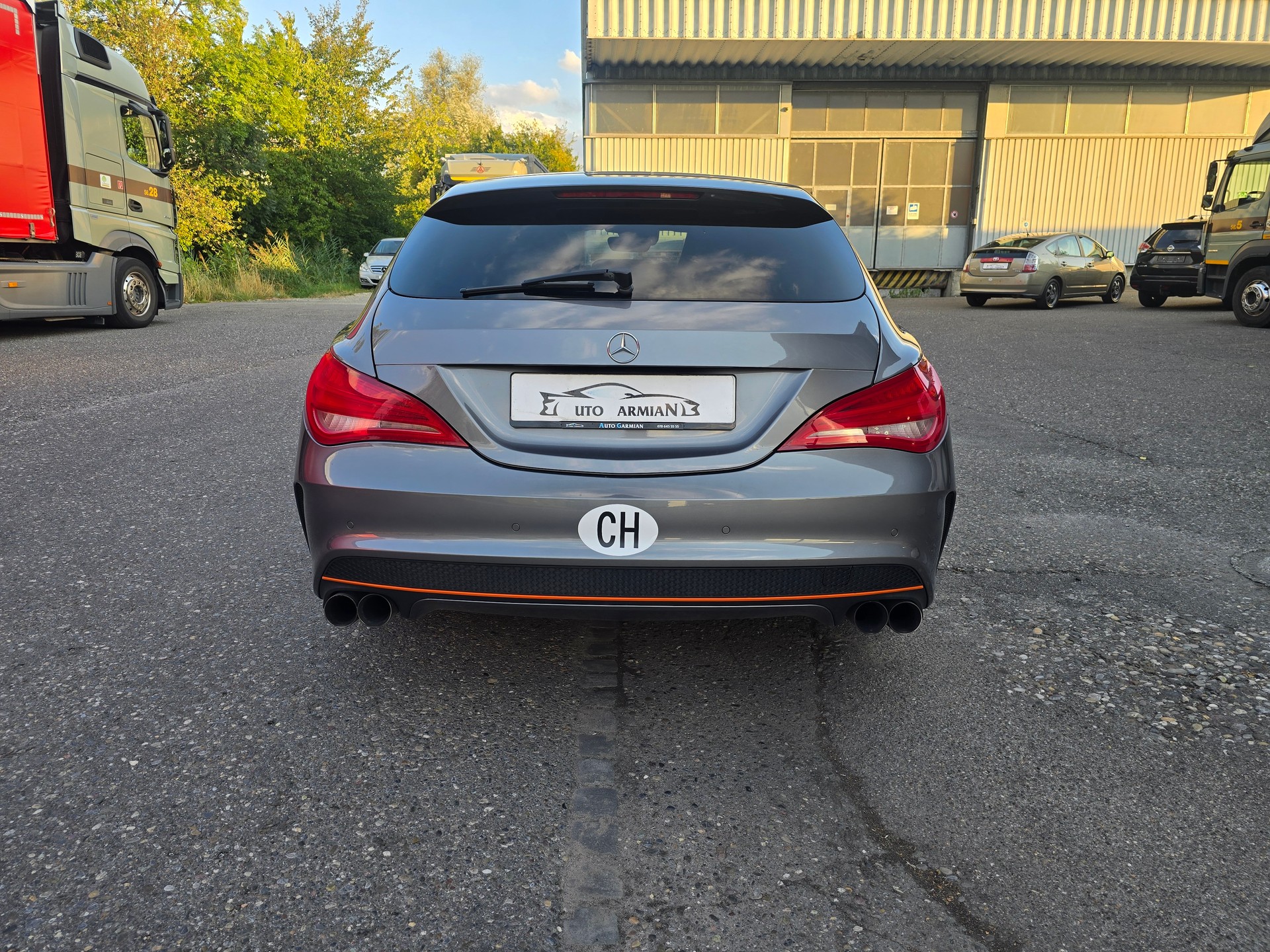 MERCEDES-BENZ CLA Shooting Brake 250 AMG Line 7G-DCT 4Matic-image-3