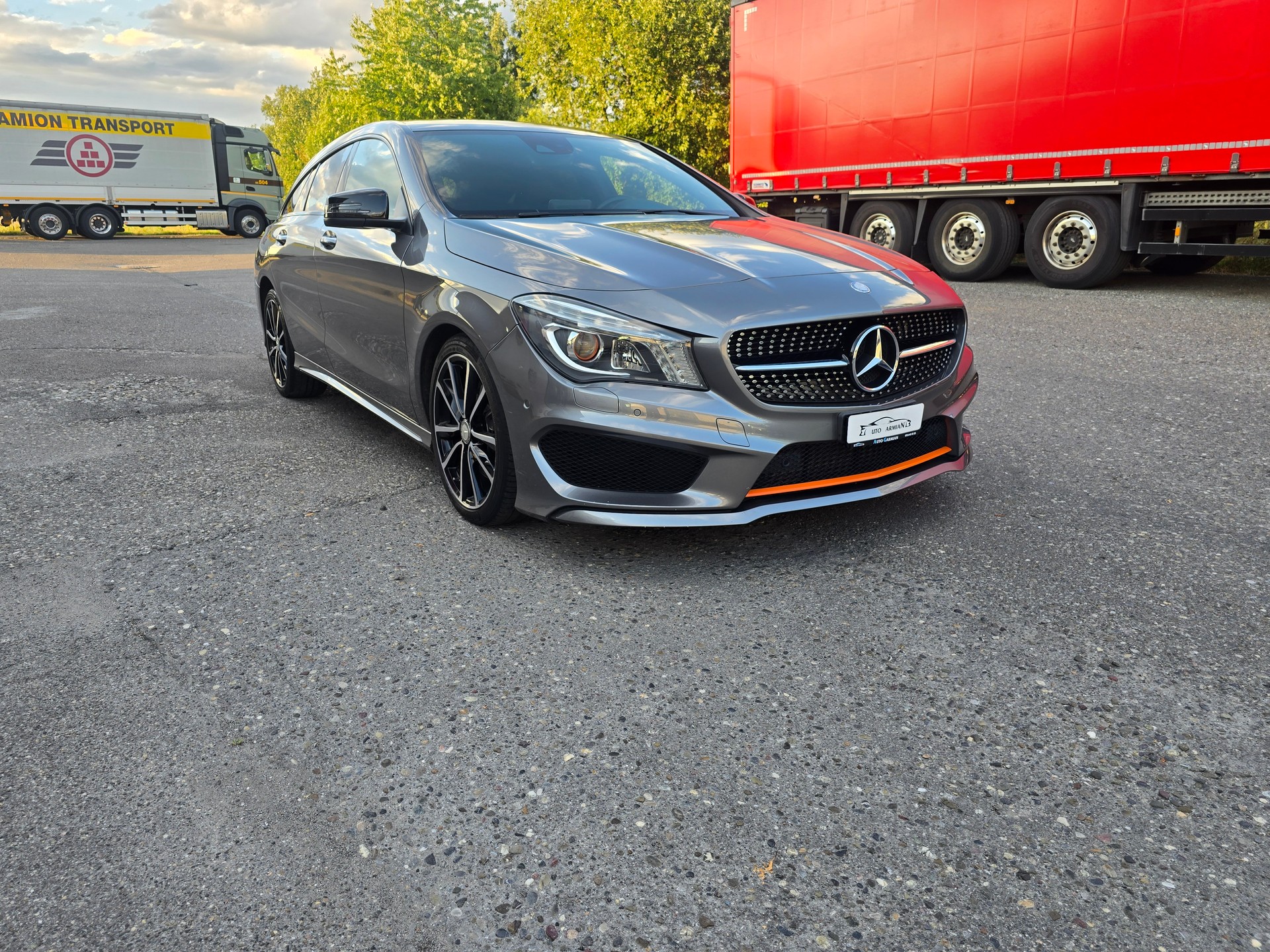 MERCEDES-BENZ CLA Shooting Brake 250 AMG Line 7G-DCT 4Matic-image-1